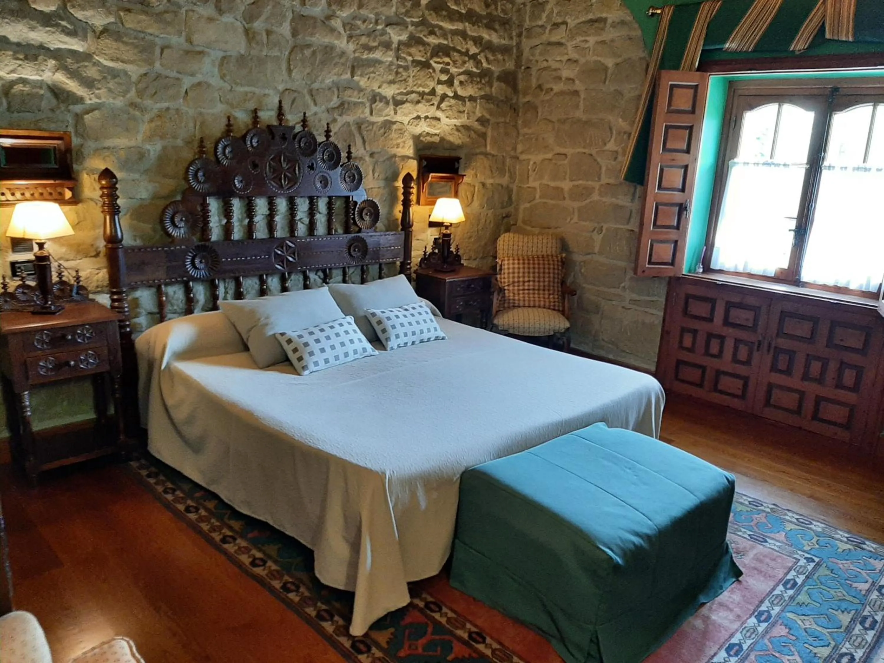 Bed in Hotel Castillo El Collado