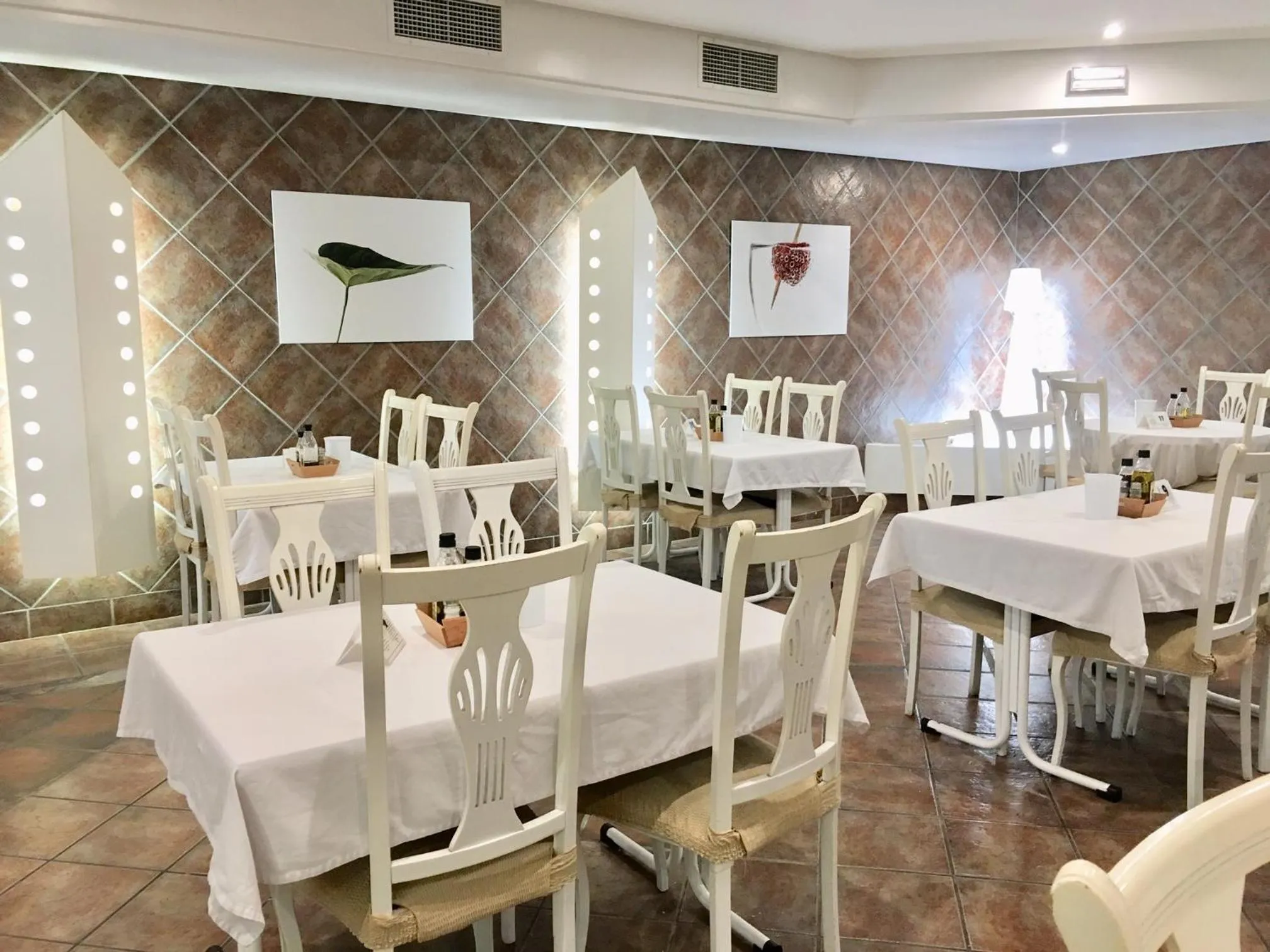 Food and drinks in Hotel Villa de Laredo