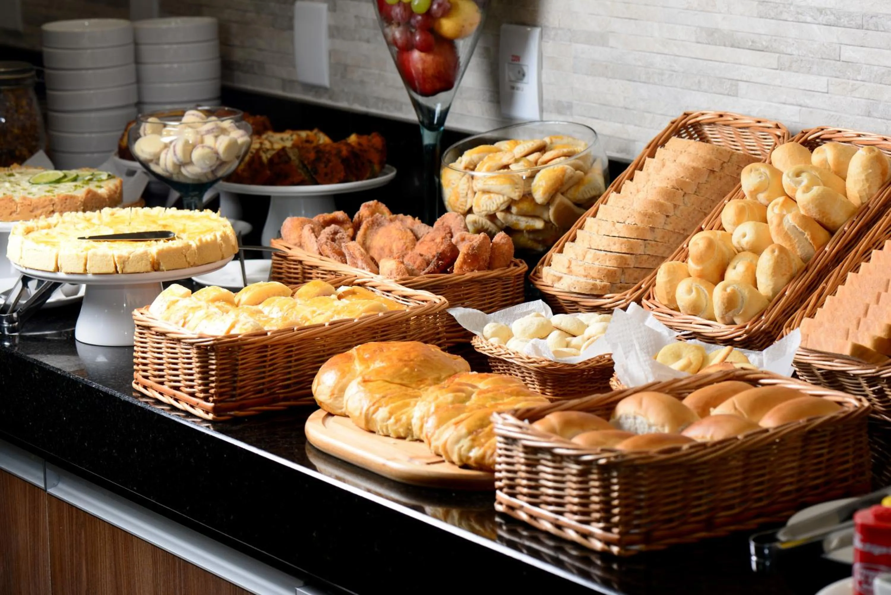 Restaurant/places to eat in Easy Hotel Cachoeiro de Itapemirim by Atlantica