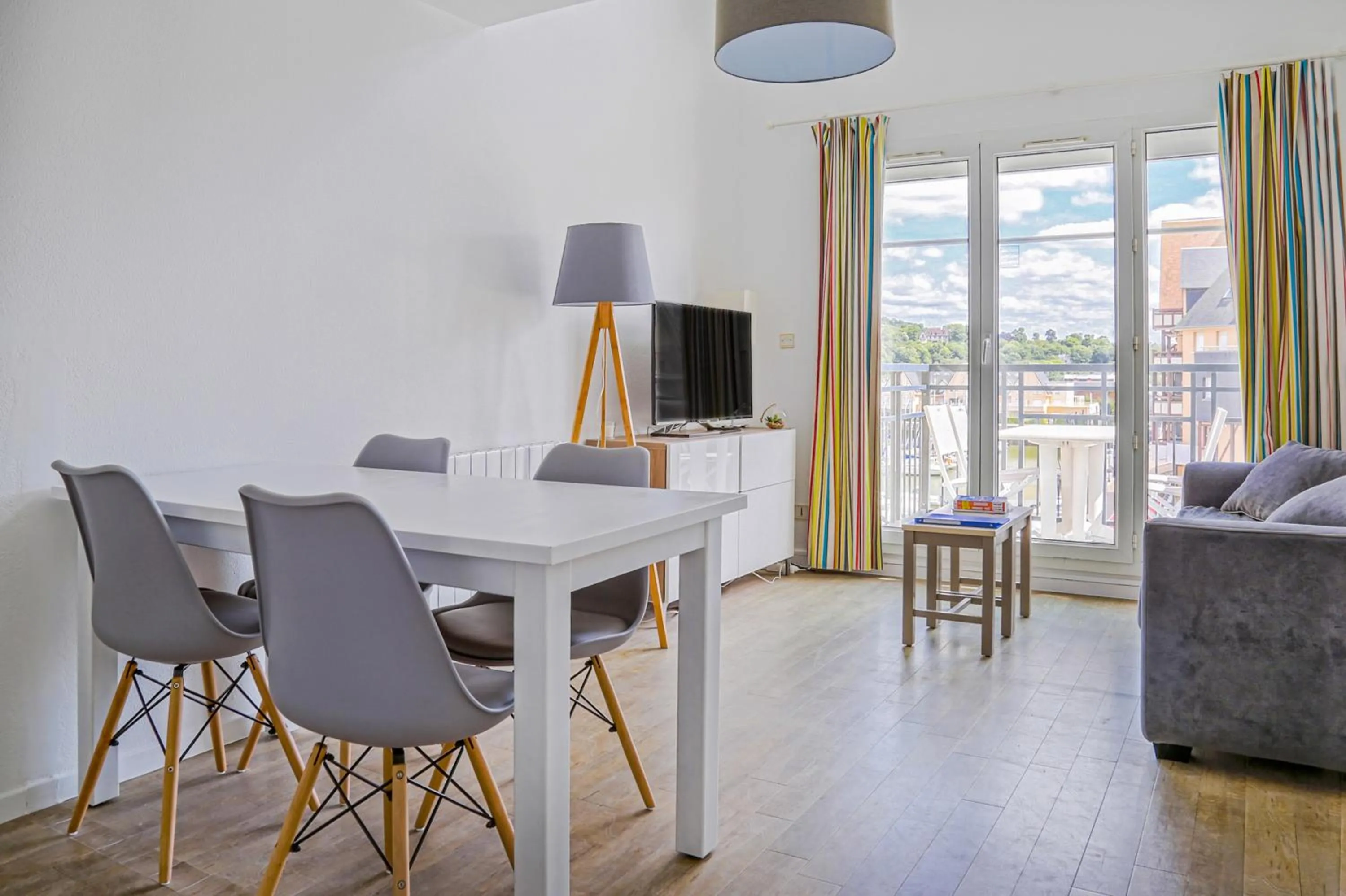 TV and multimedia in Residence Port Guillaume - maeva Home
