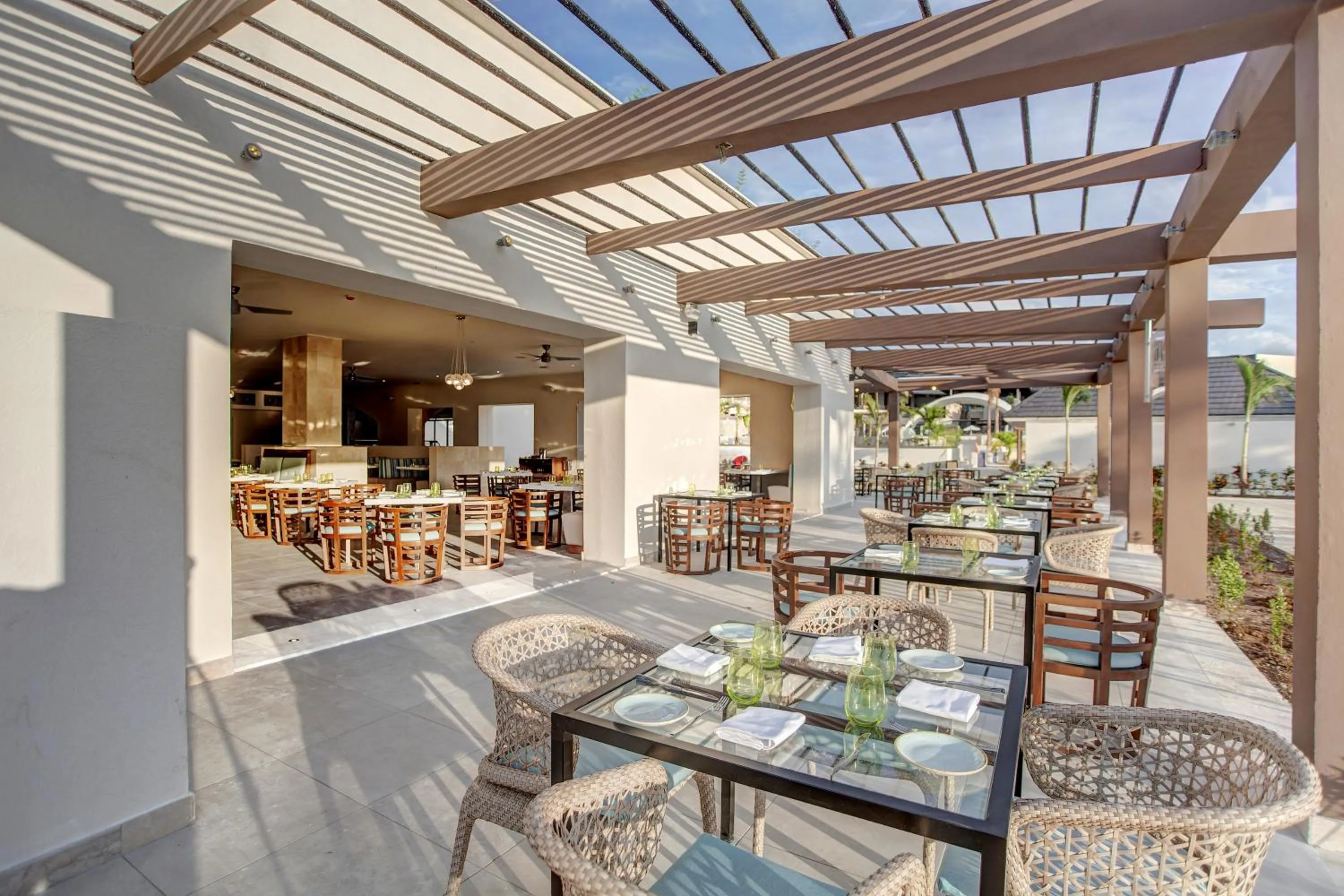 Lounge or bar in Royalton Hideaway Saint Lucia, An Autograph Collection All-Inclusive Resort - Adults Only