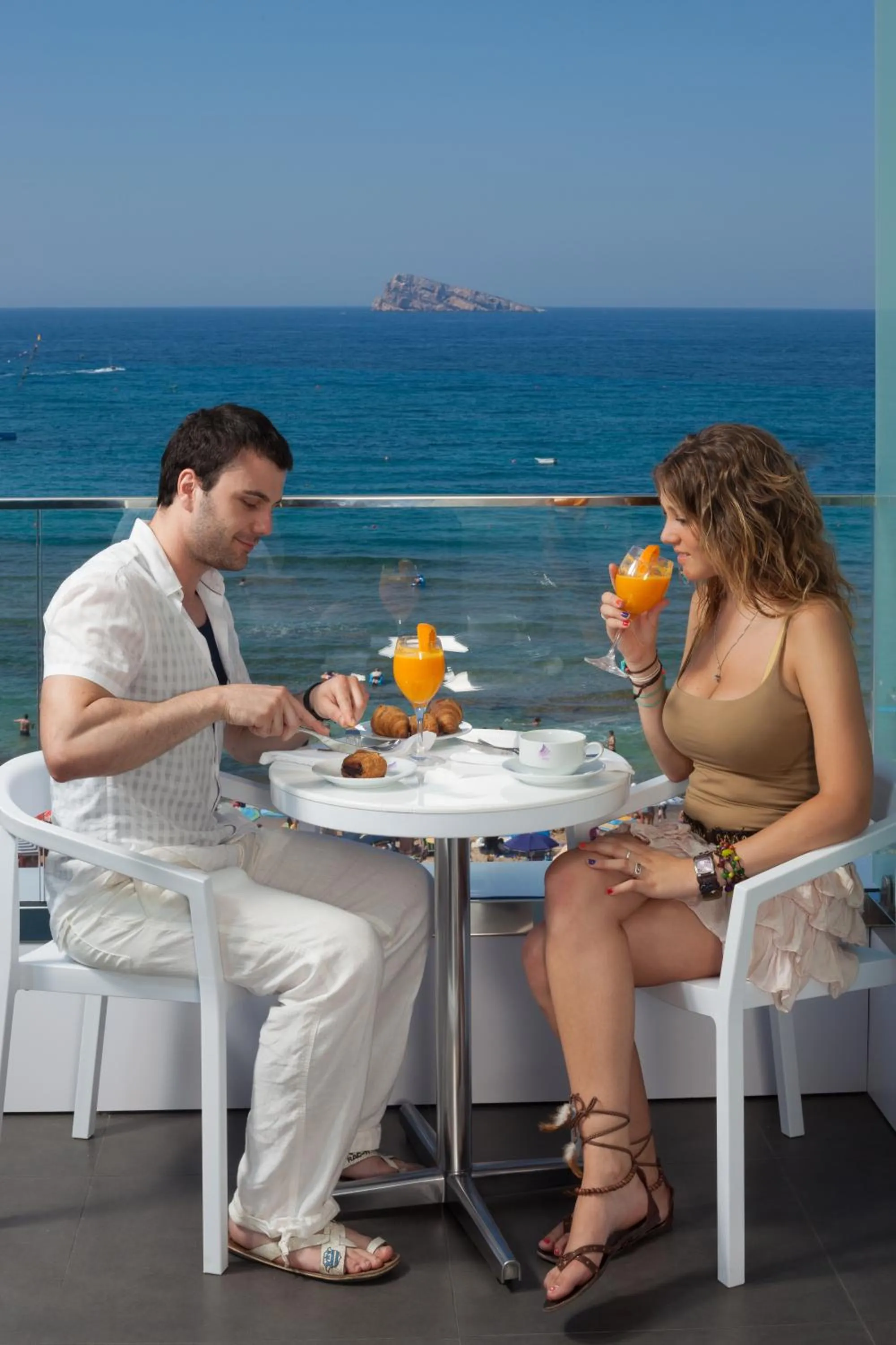 People in Hotel Brisa