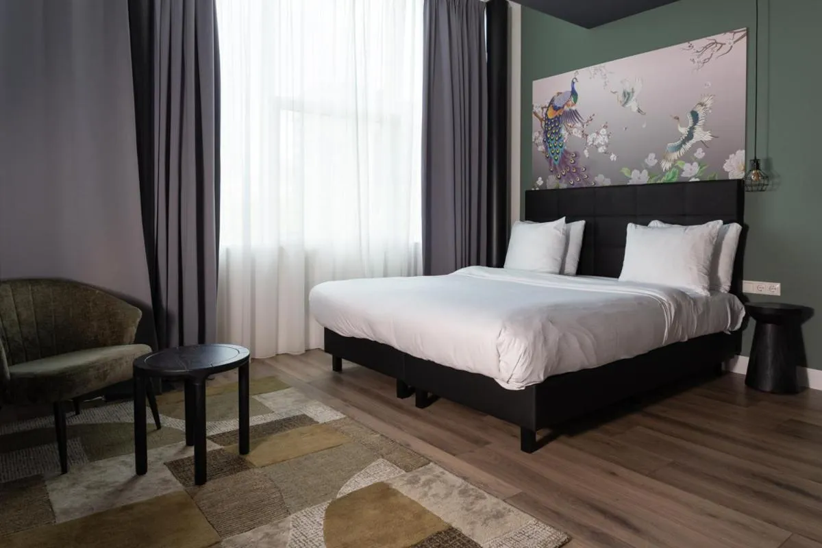 Bedroom, Bed in Hotel2Stay