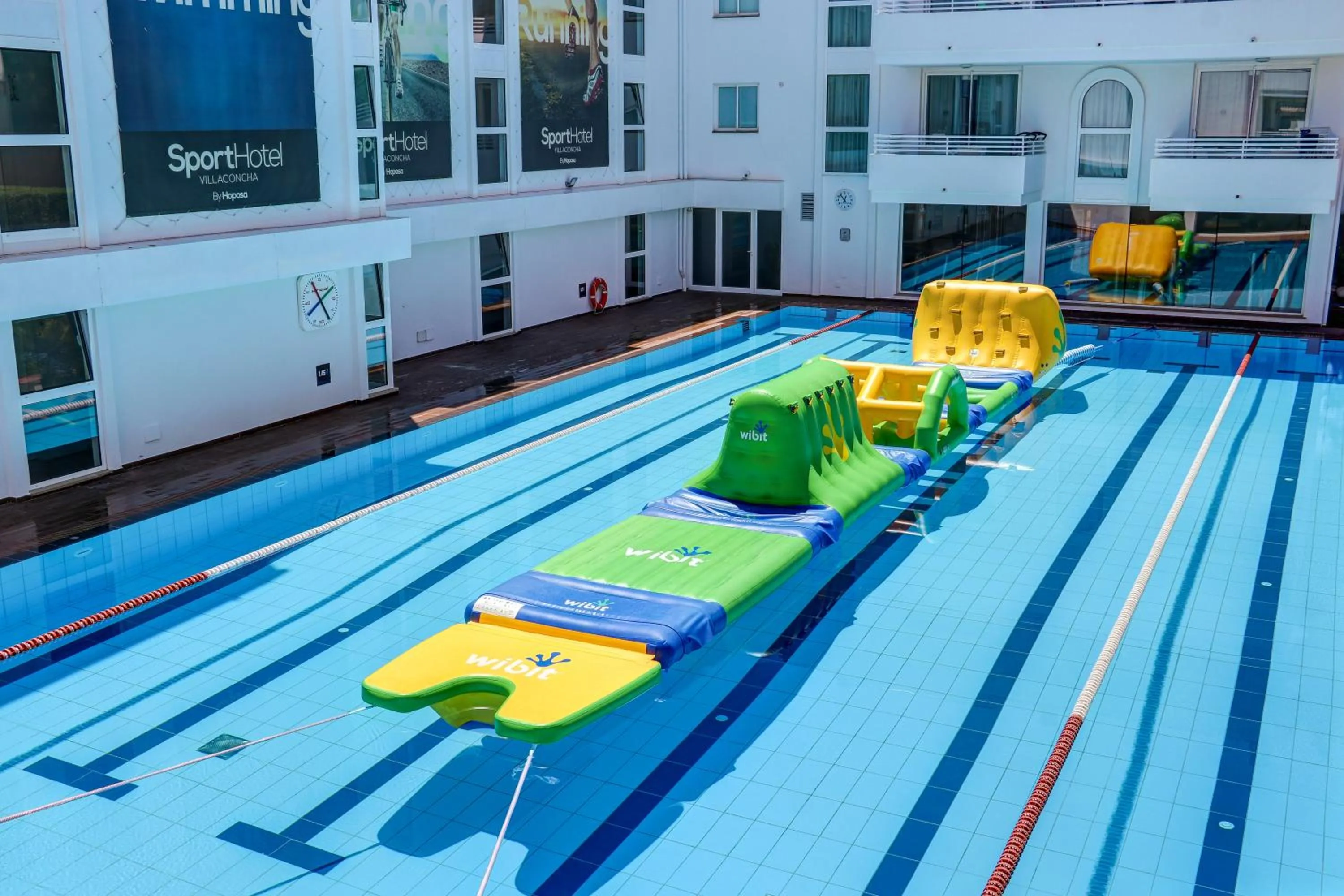 Swimming pool in Hoposa Hotel & Apartaments VillaConcha