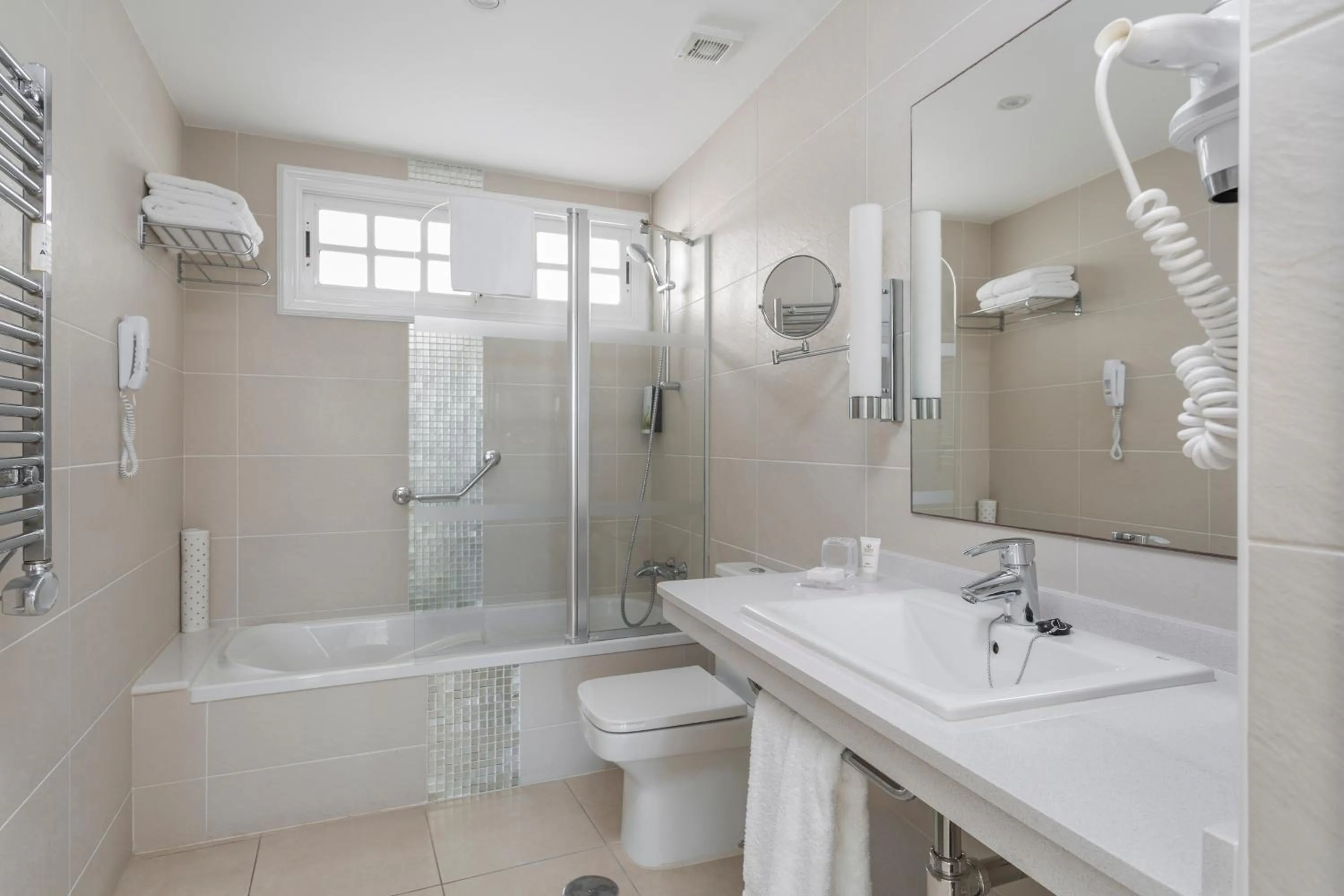 Bathroom in Santa Barbara Golf and Ocean Club