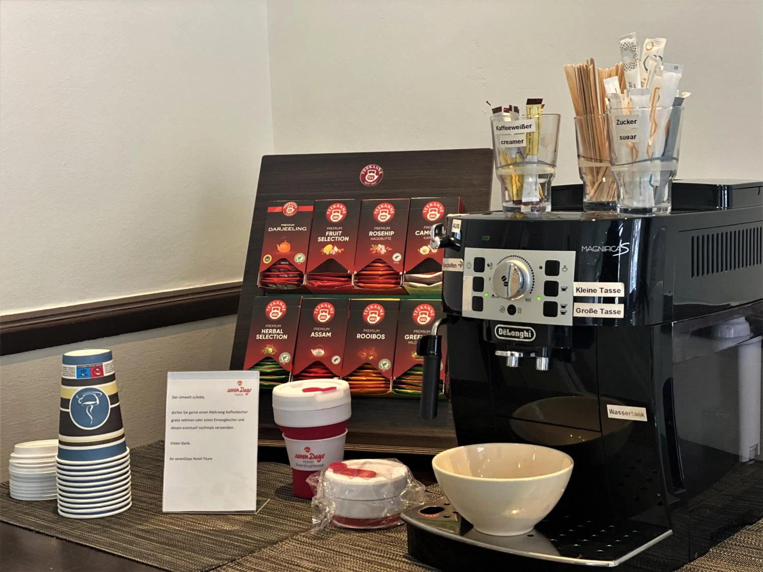 Coffee/tea facilities in sevenDays Hotel Karlsruhe