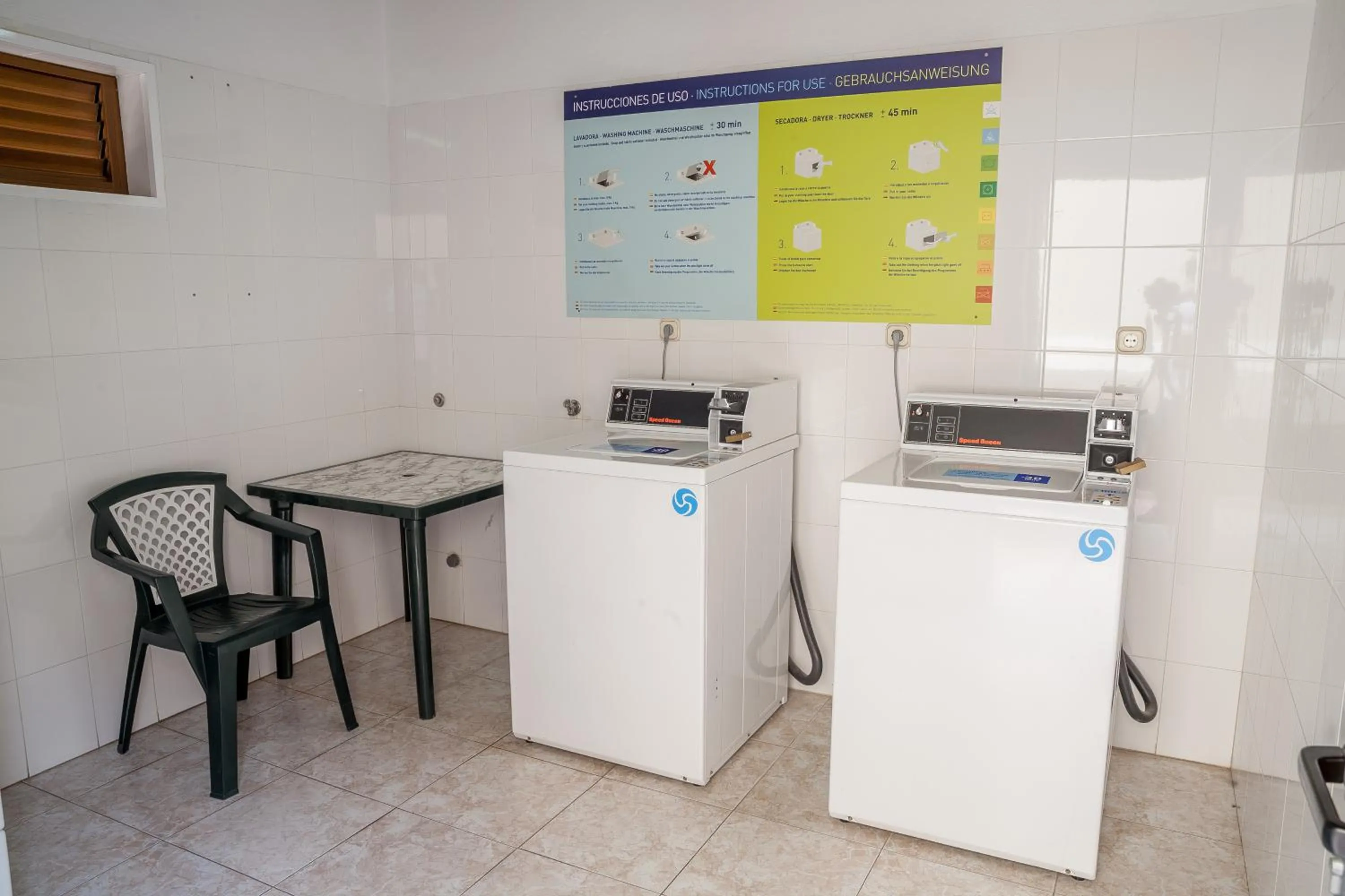 laundry in Royal Sunset Beach Club