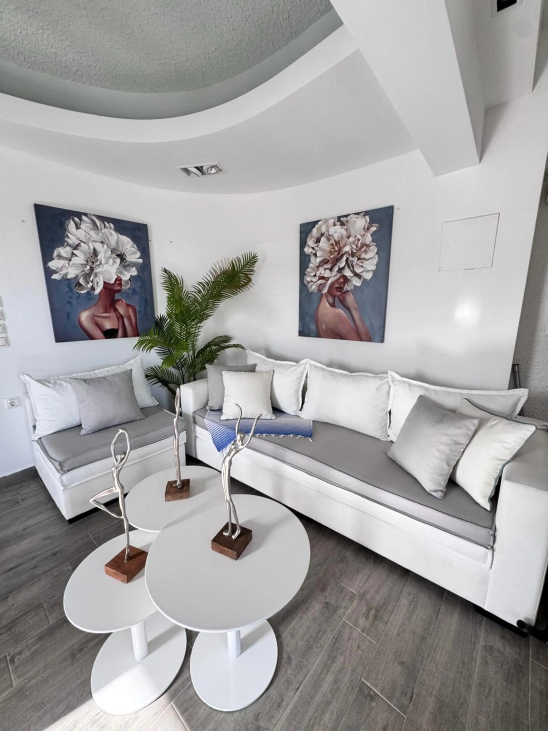 Living room in Dedis Apartment's