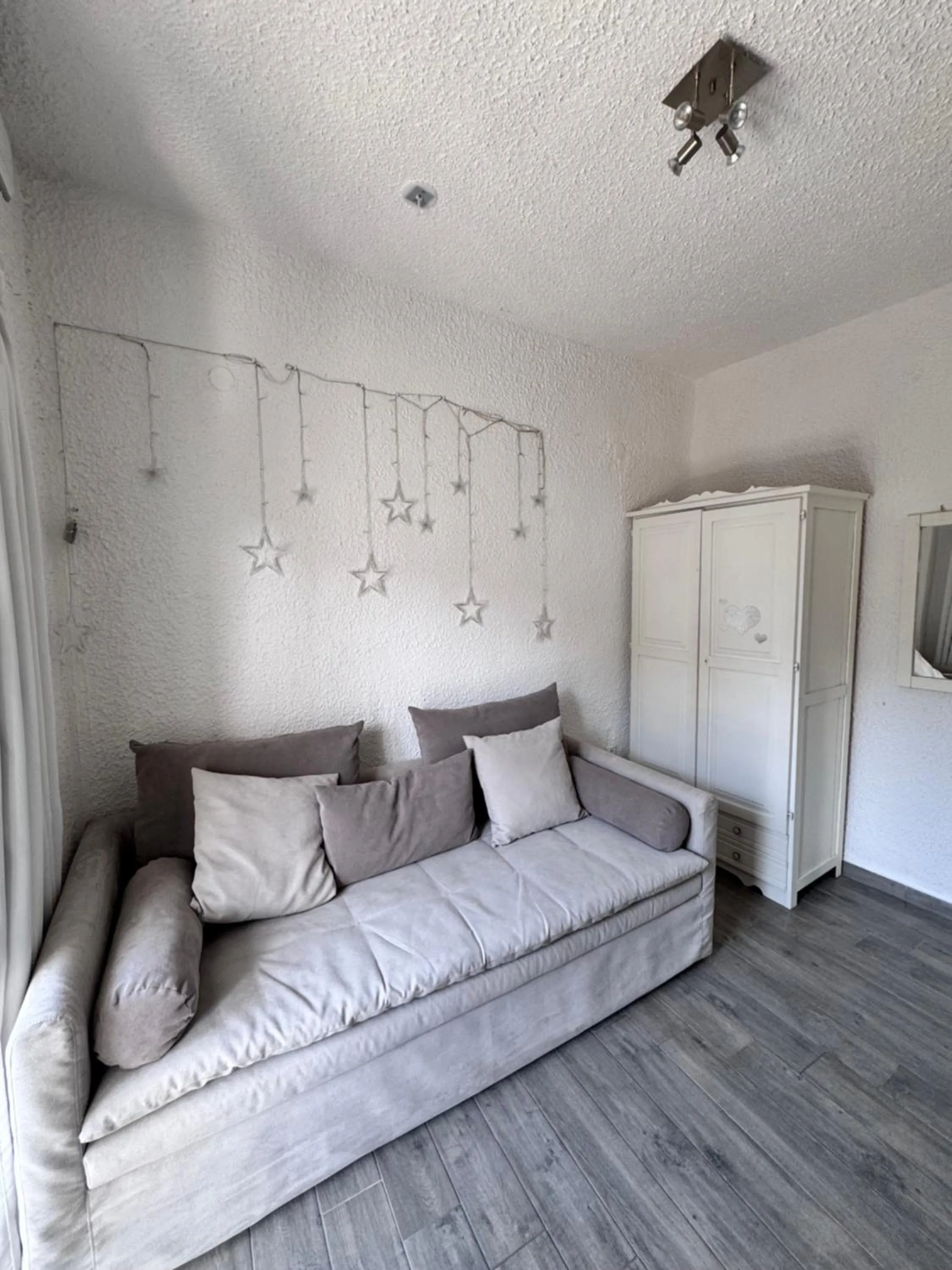 Bed in Dedis Apartment's
