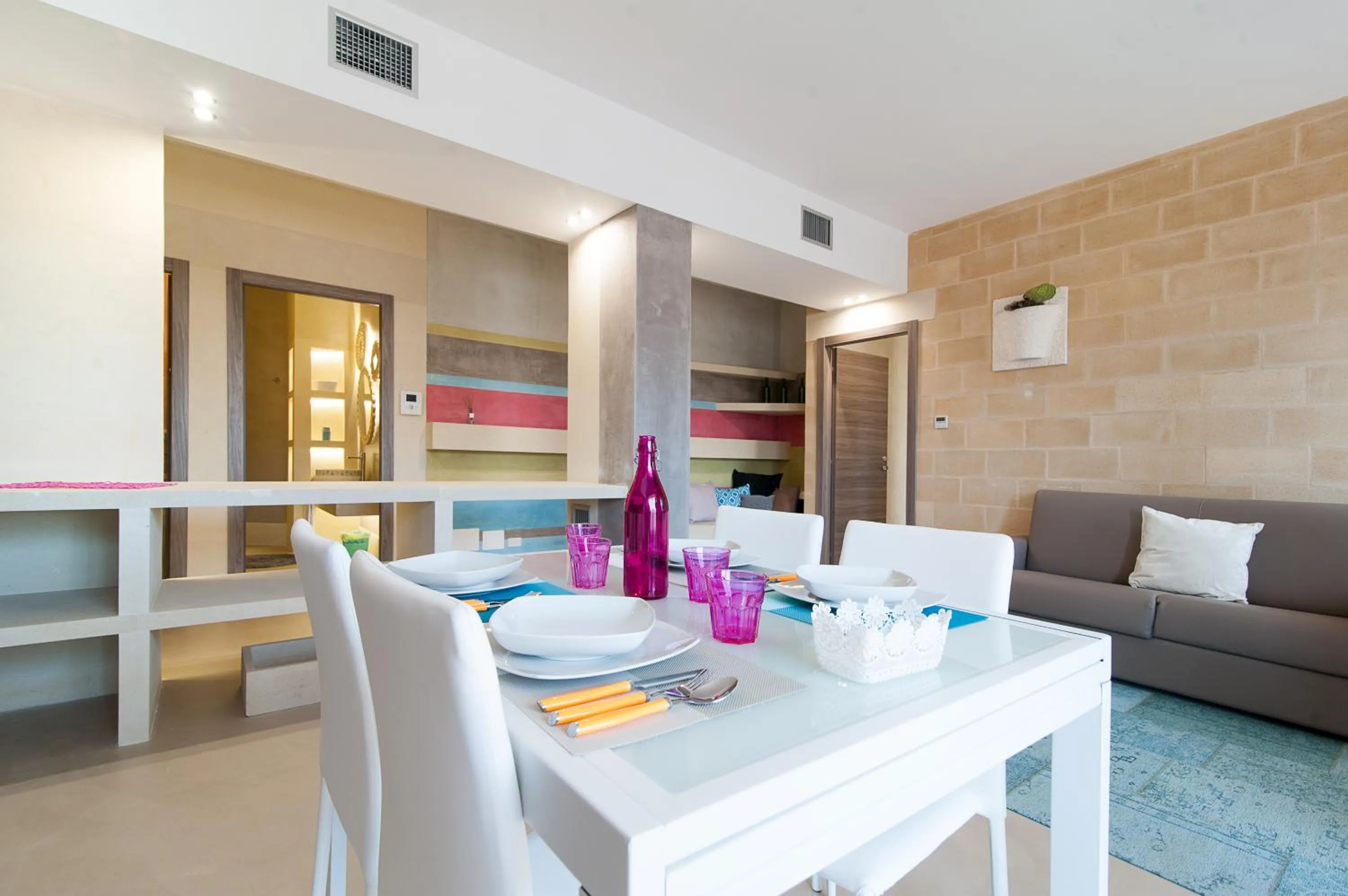 Dining area in Bianco Mare