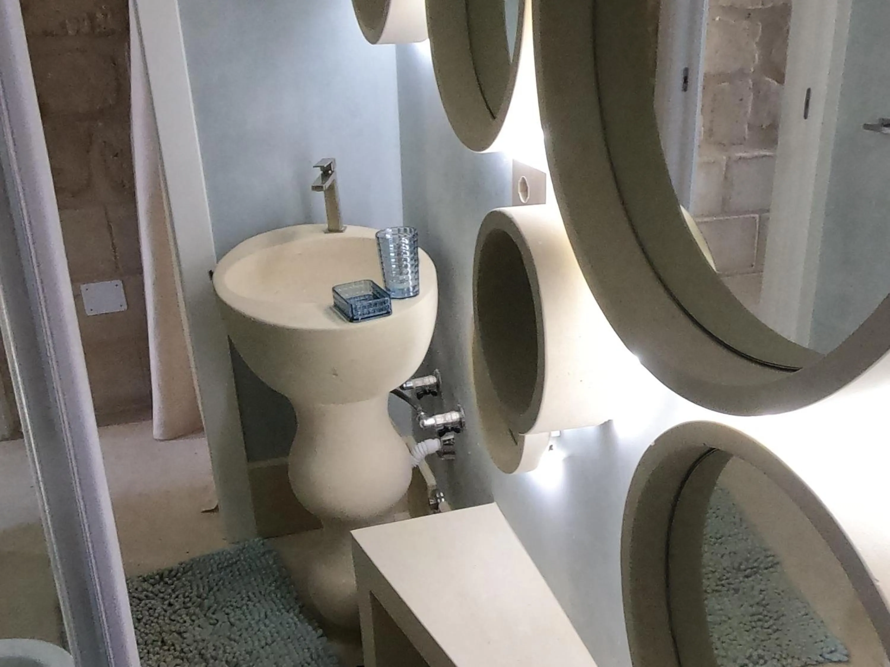 Bathroom in Bianco Mare