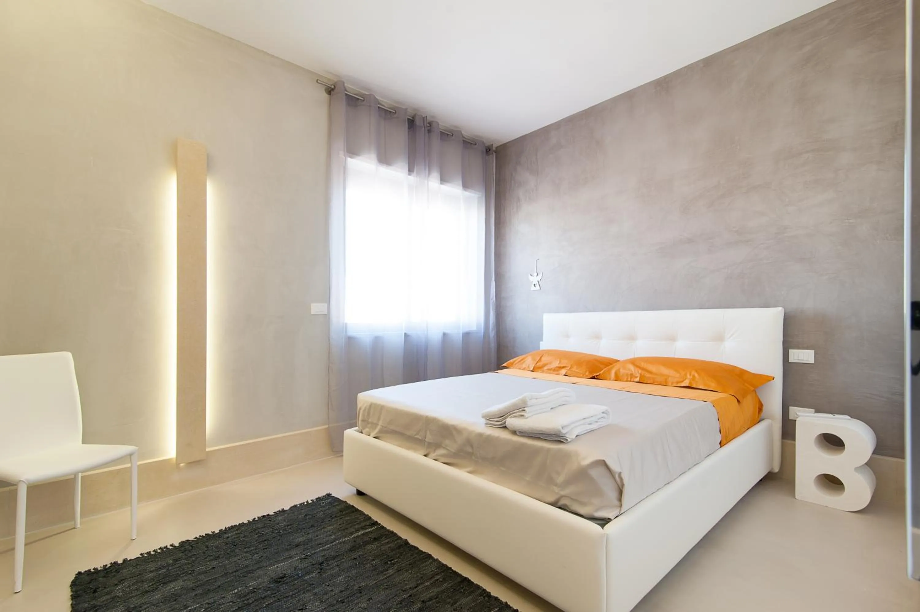 Bedroom, Bed in Bianco Mare