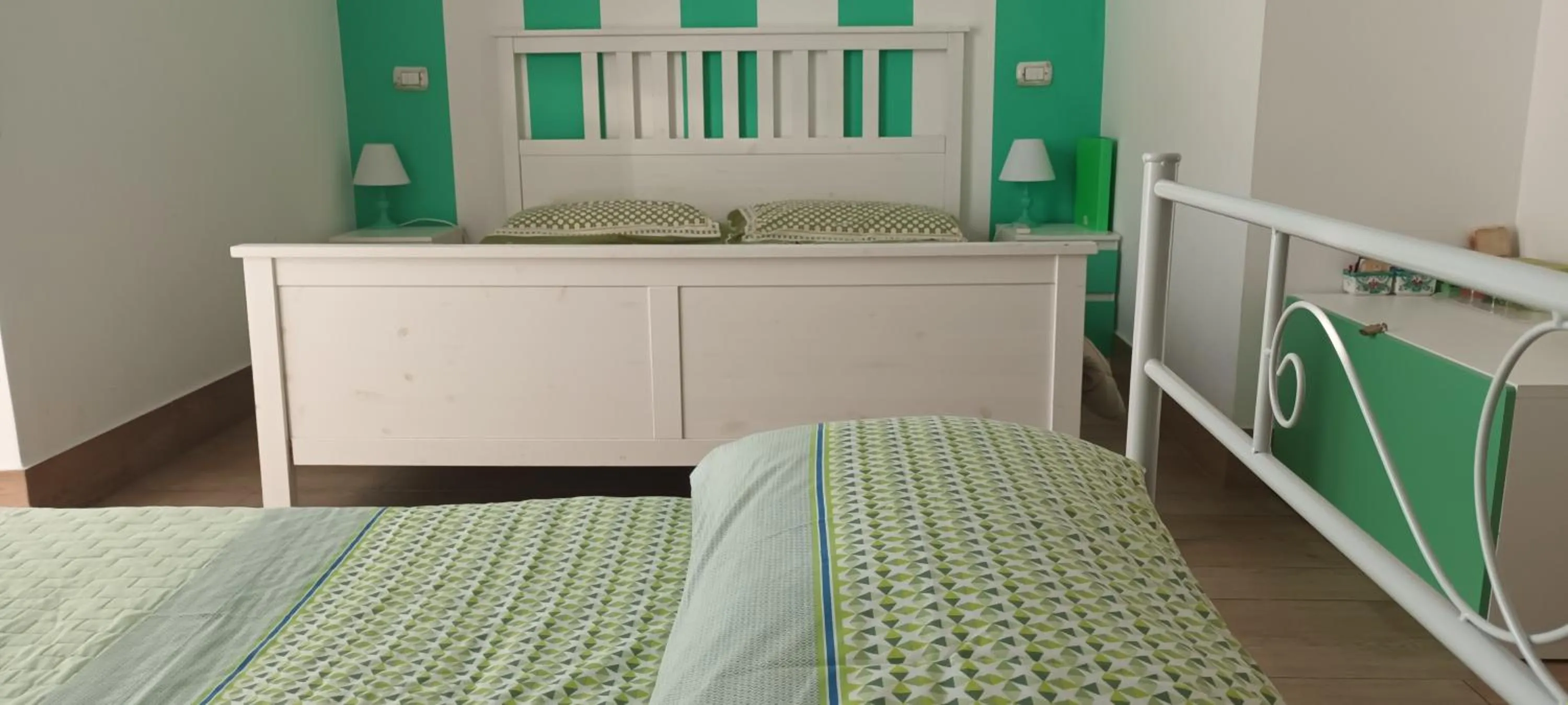 Bed in O' Paese E Masaniello