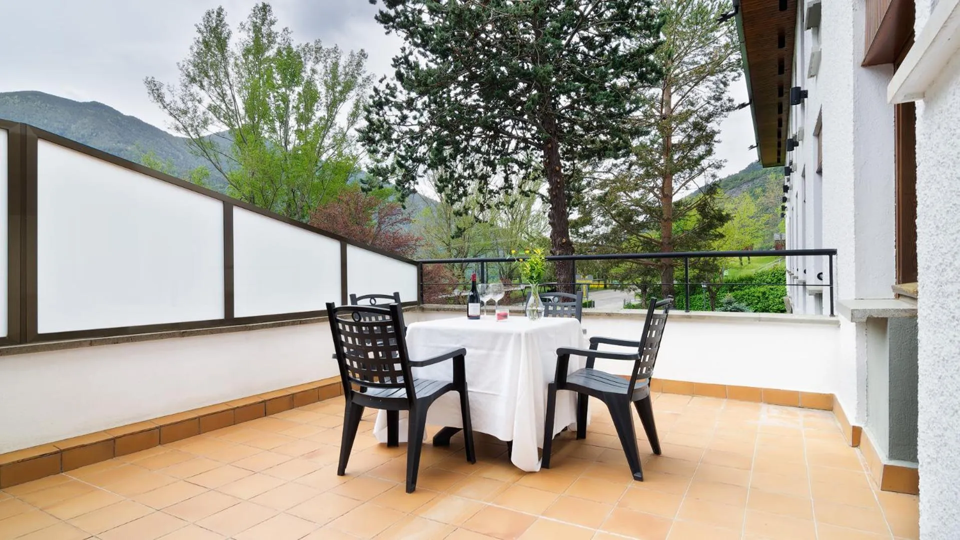 Balcony/Terrace in Silken Ordesa