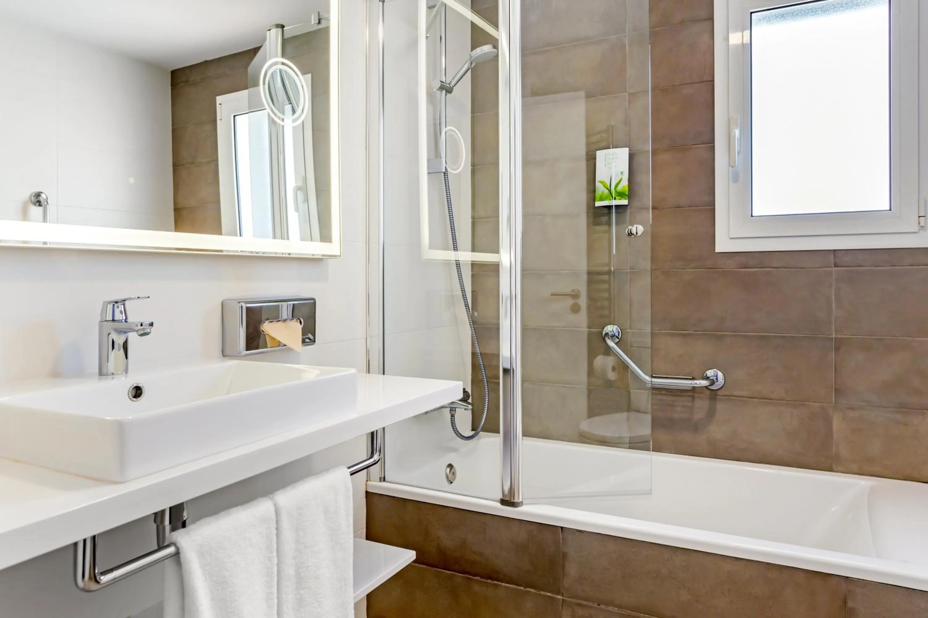 Bathroom in White Sands Beach Club