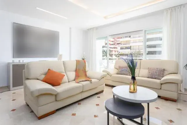 2º MTR - Marbella Temporary Rent 3 bedrooms Av del Mar 2º MTR - Marbella Temporary Rent 3 bedrooms Av del Mar