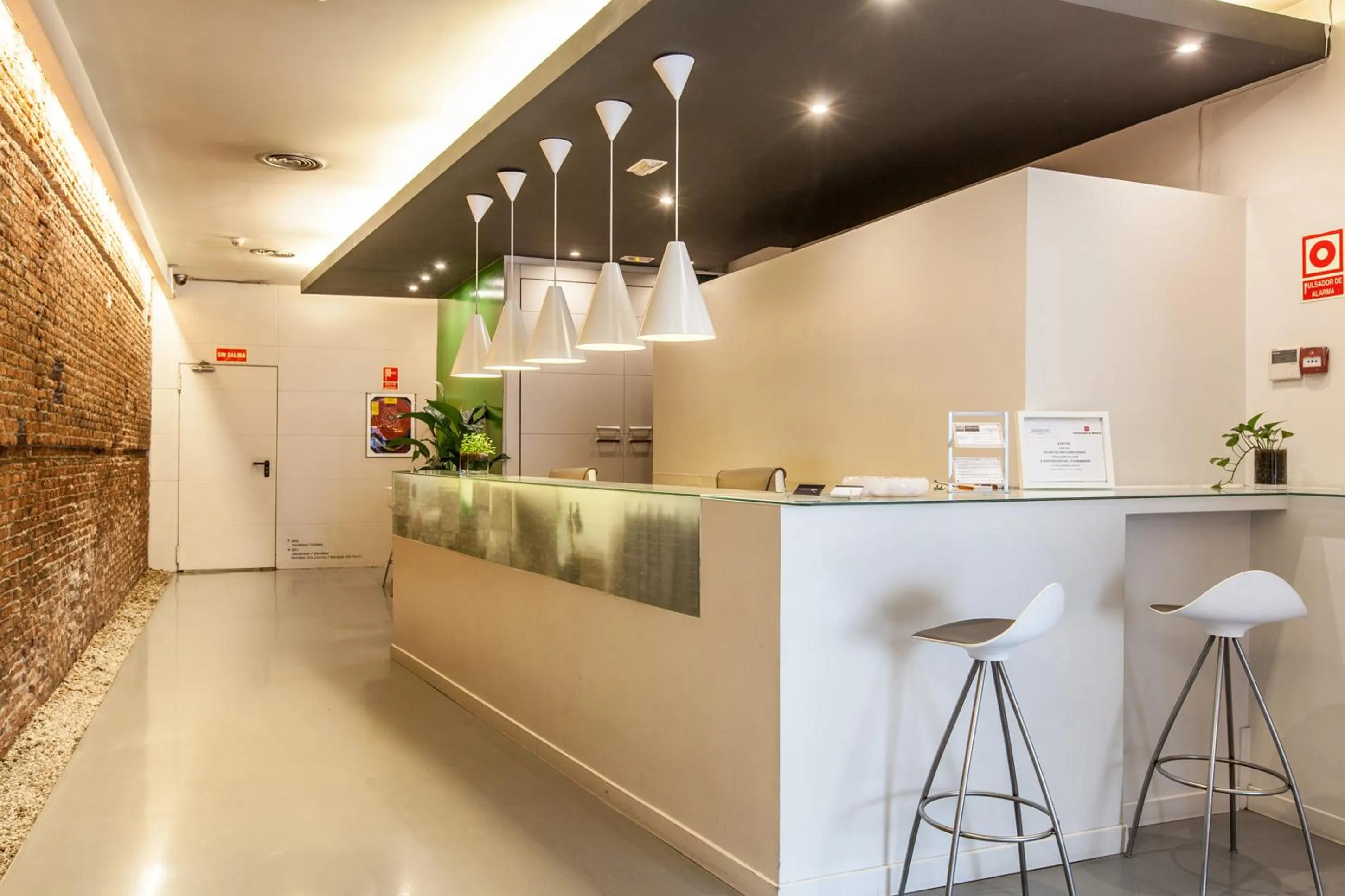 Lounge or bar in URBANSEA Atocha 113