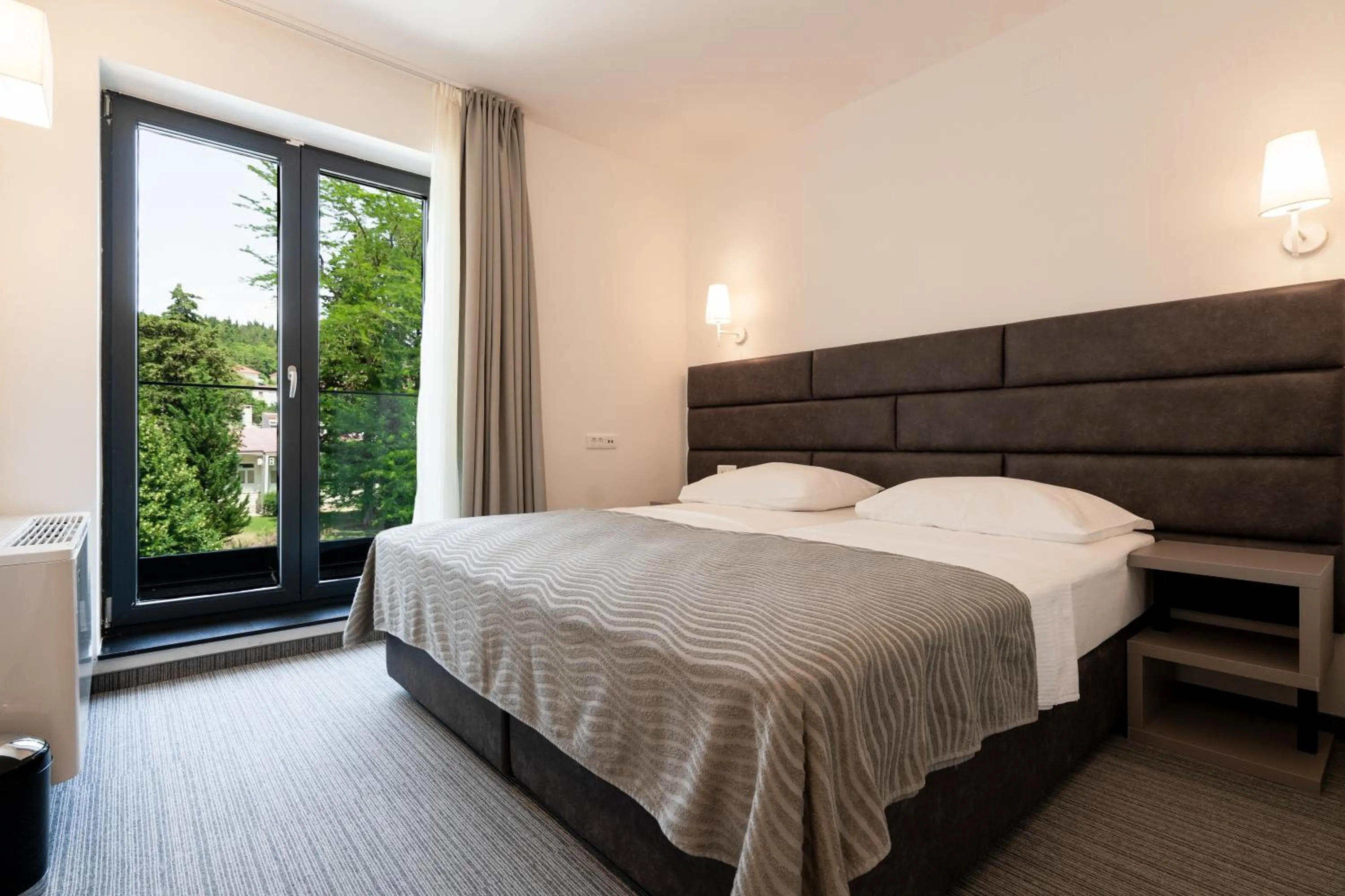 Bedroom, Bed in Hotel Alkar