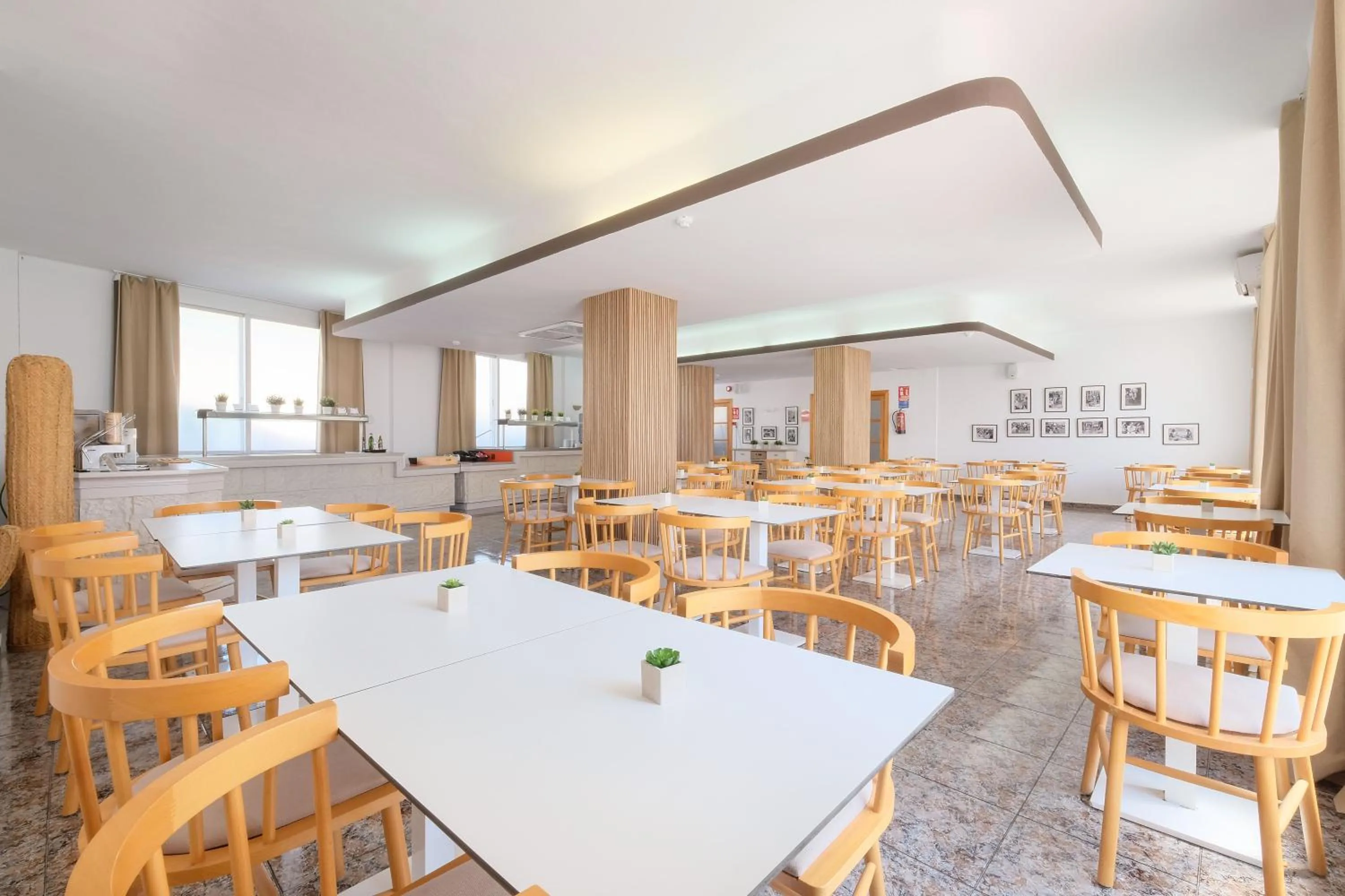 Property building in azuLine Hotel Mediterráneo