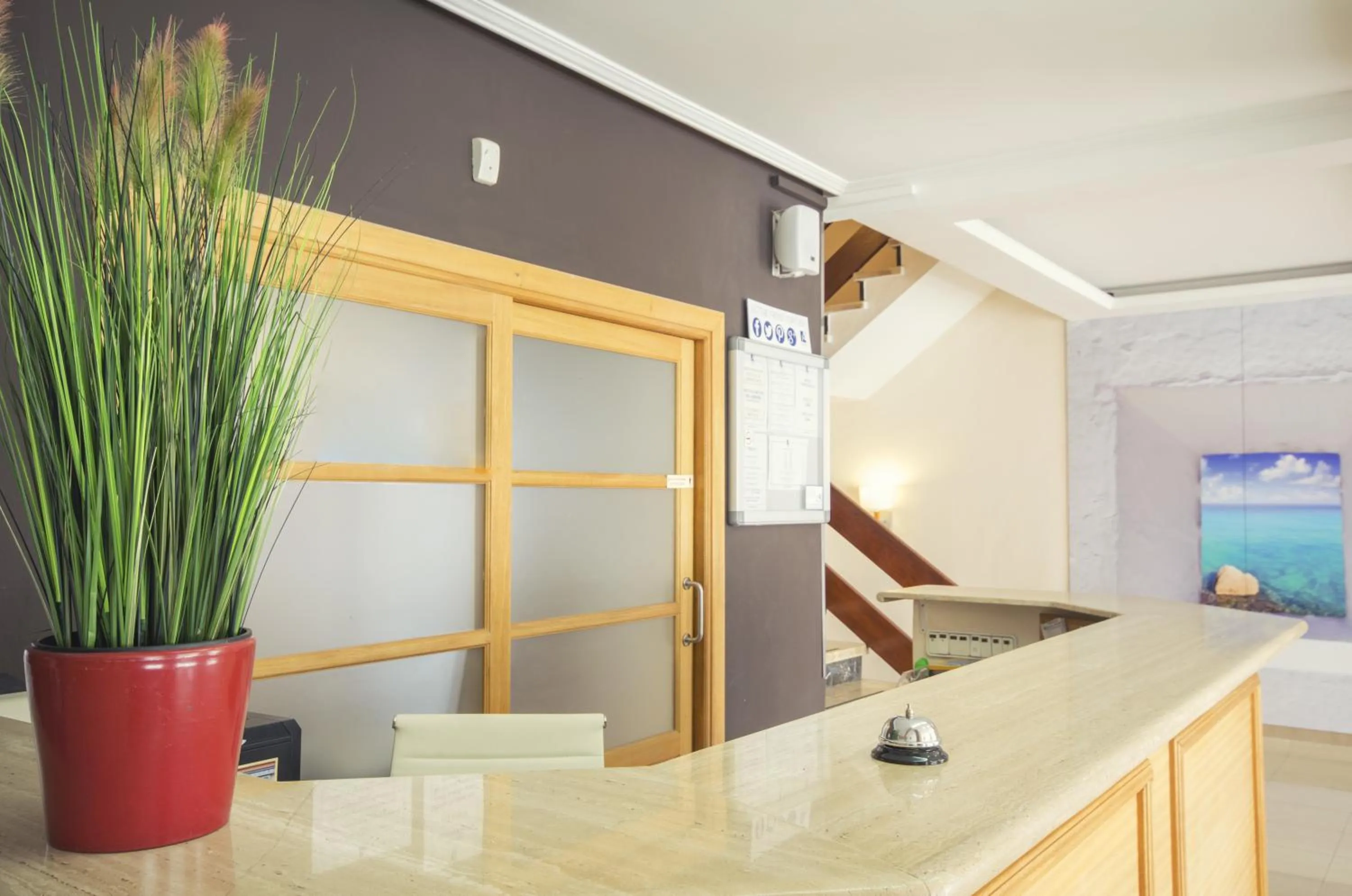 Lobby or reception in azuLine Hotel Mediterráneo