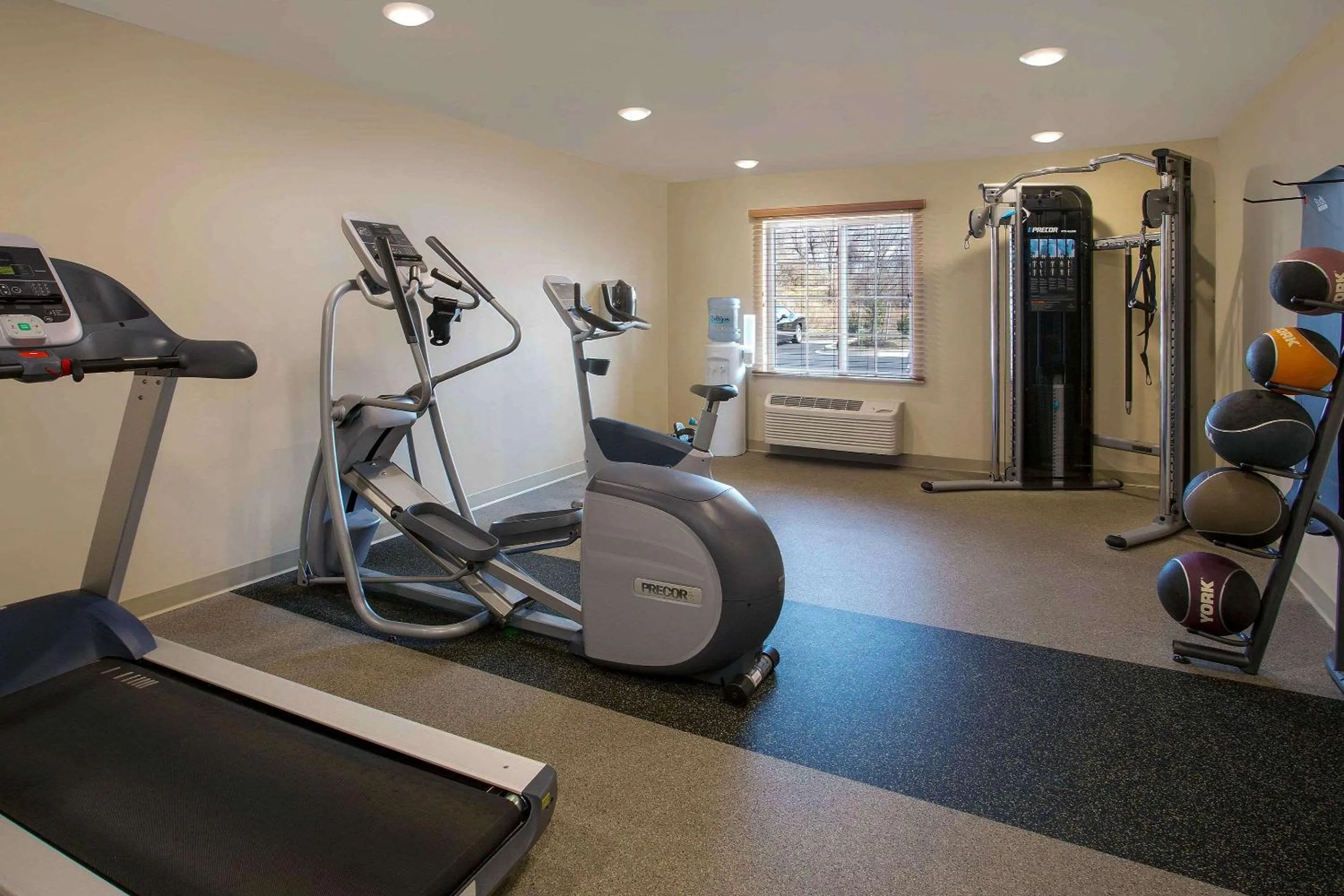 Fitness centre/facilities in WoodSpring Suites Frederick I-70