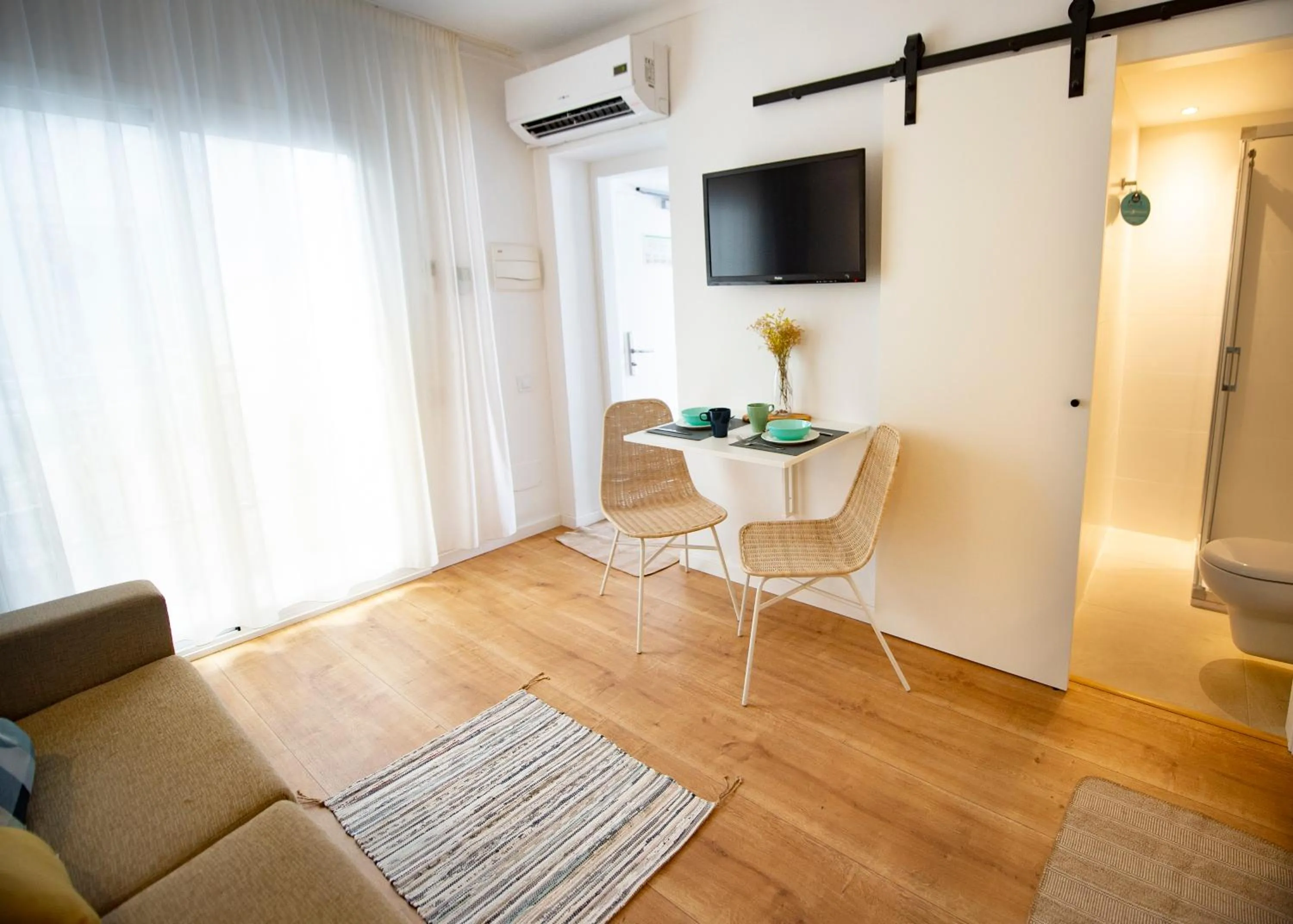 Dining area in Hostal Blanca