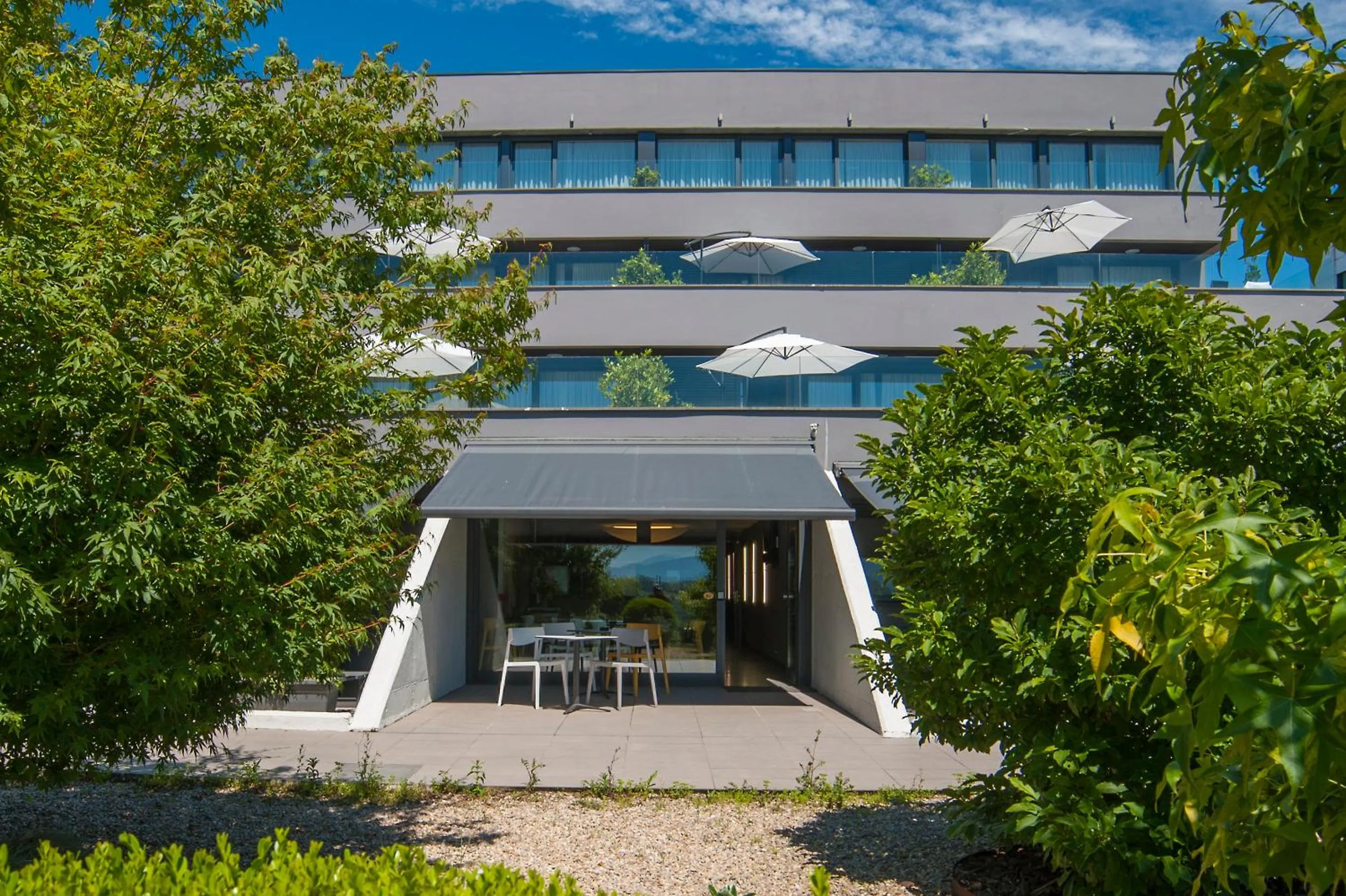 Property building in Irenaz Resort Apartamentos