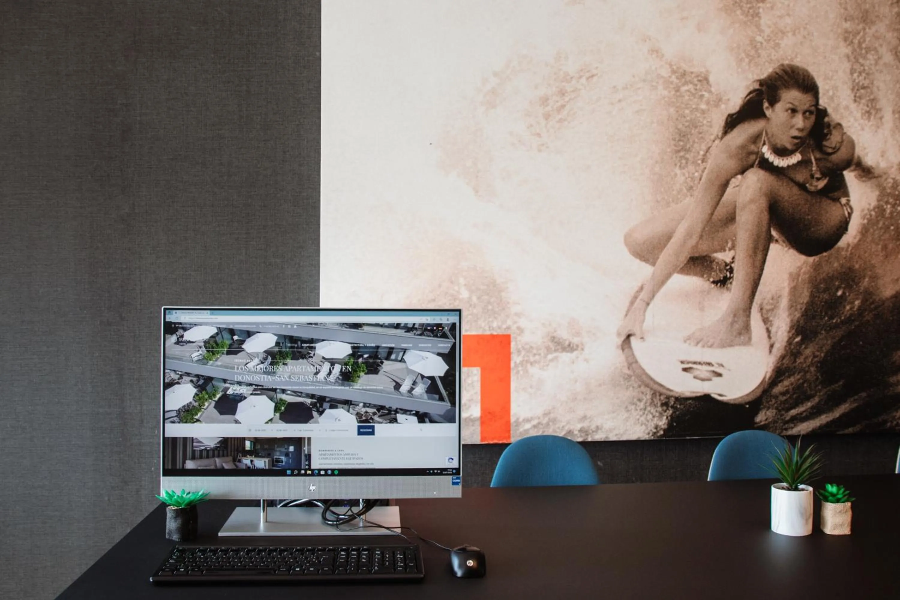 Business facilities in Irenaz Resort Apartamentos