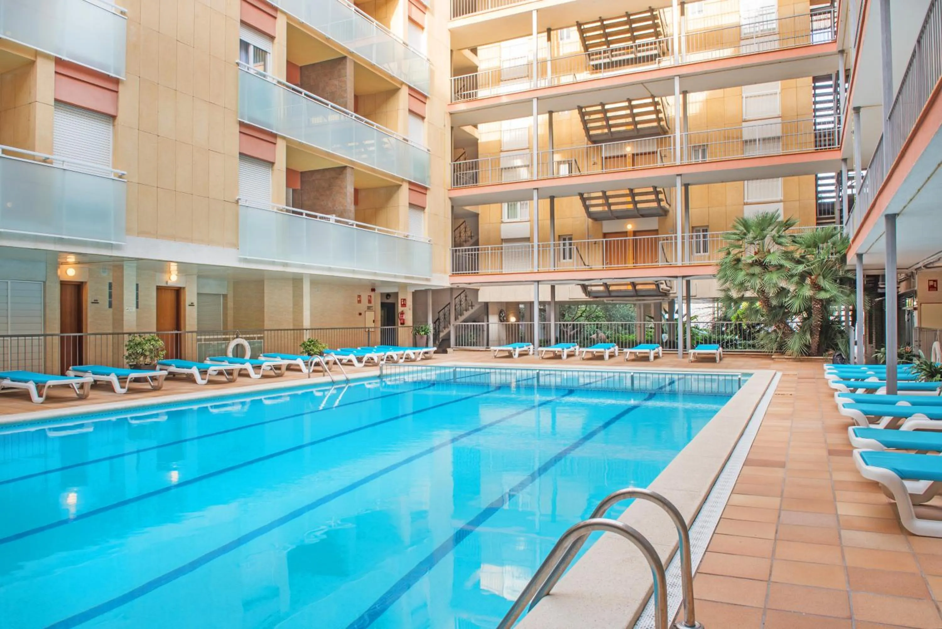 Swimming pool in Apartaments Costa d'Or