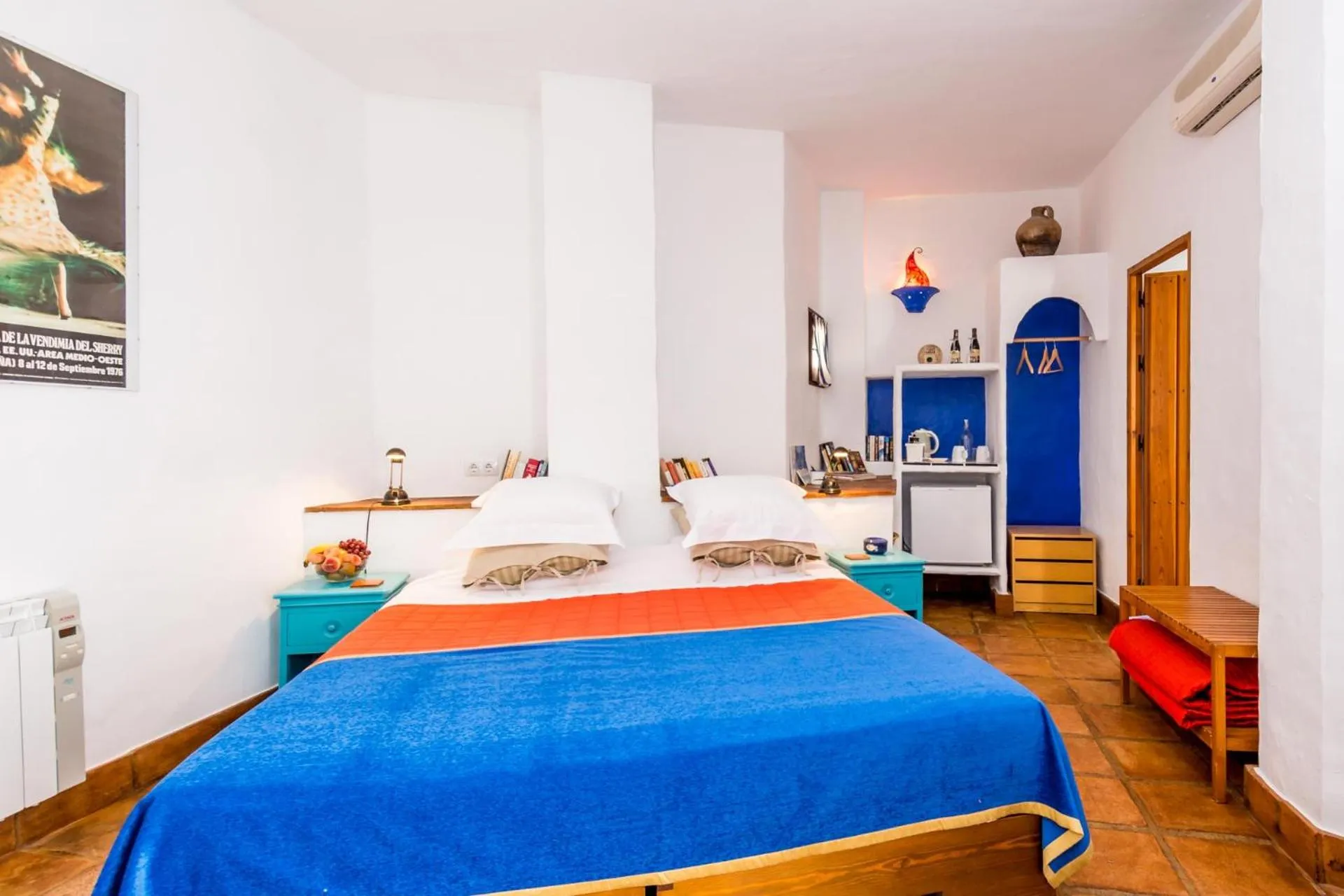 Photo of the whole room, Bed in Hotel Los Castaños