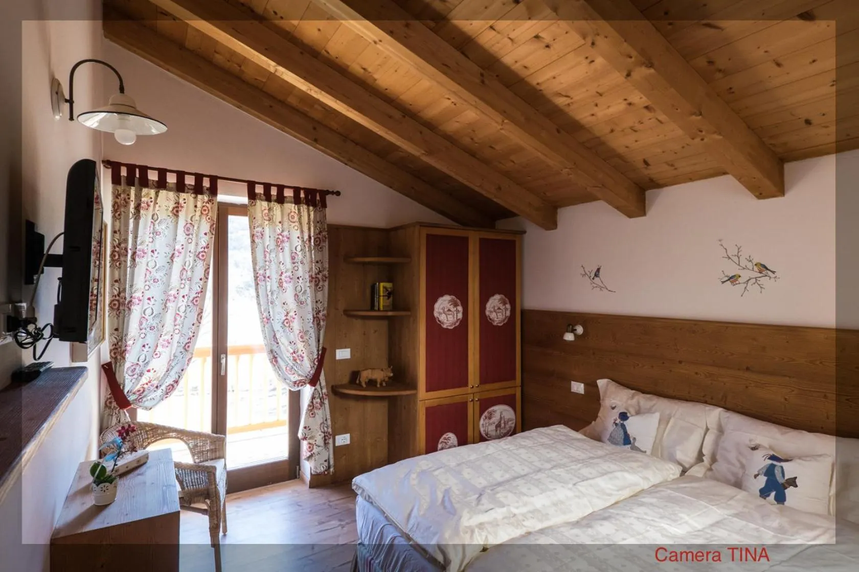 Bed in Maso Scricciolo Farm House