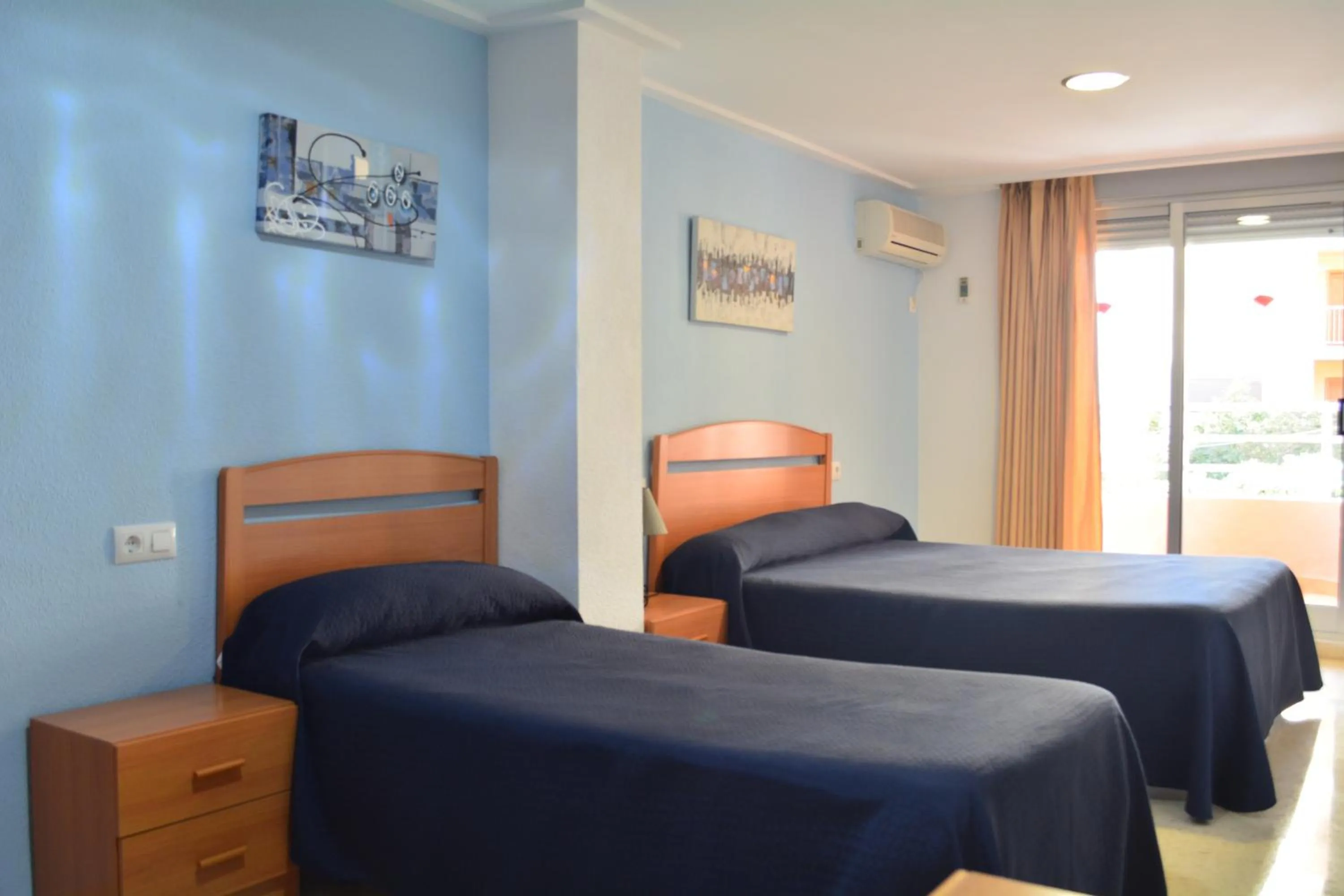 Bed in Hotel L'Escala