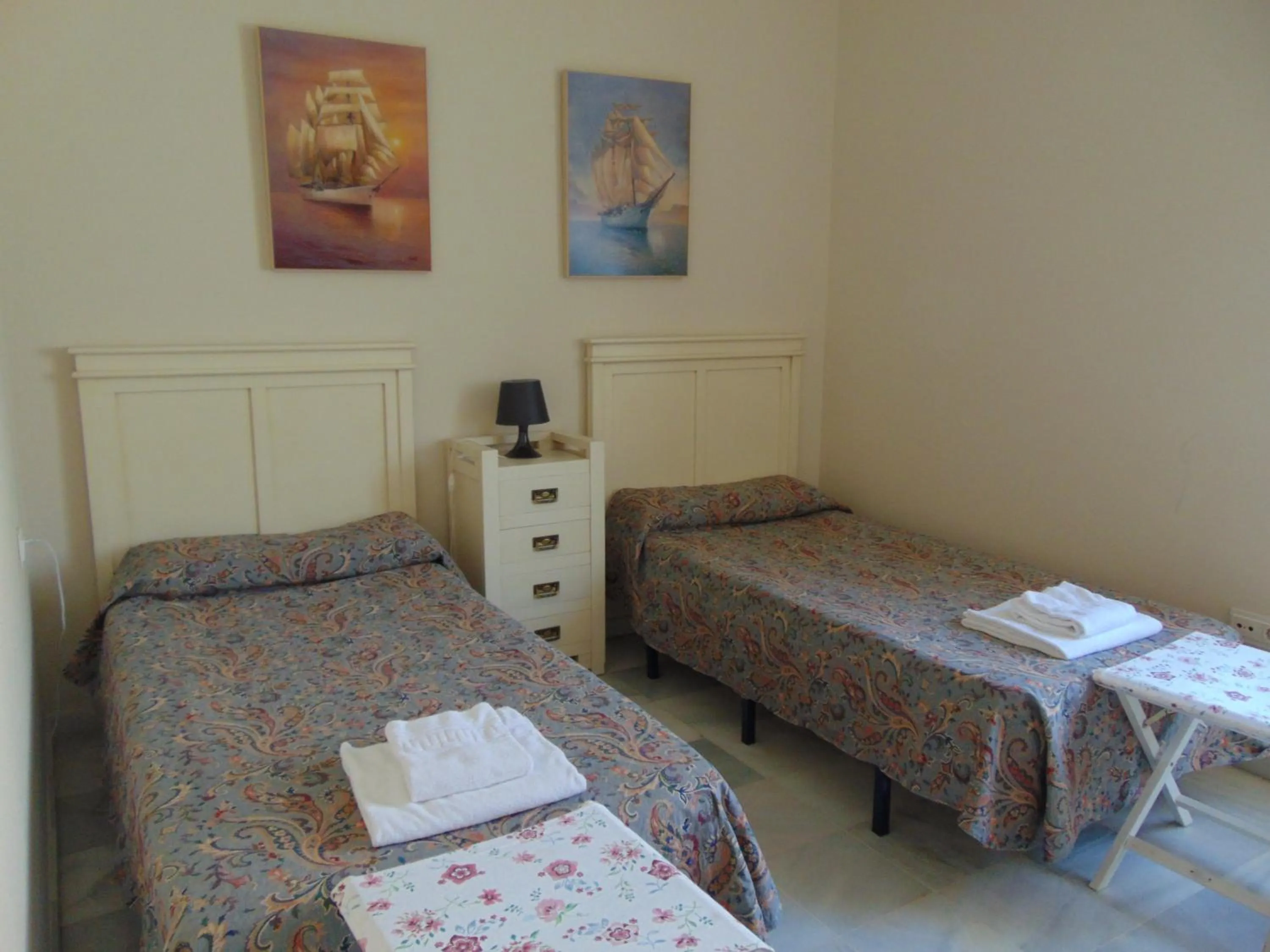 Bedroom, Bed in Apartamentos Larga 70