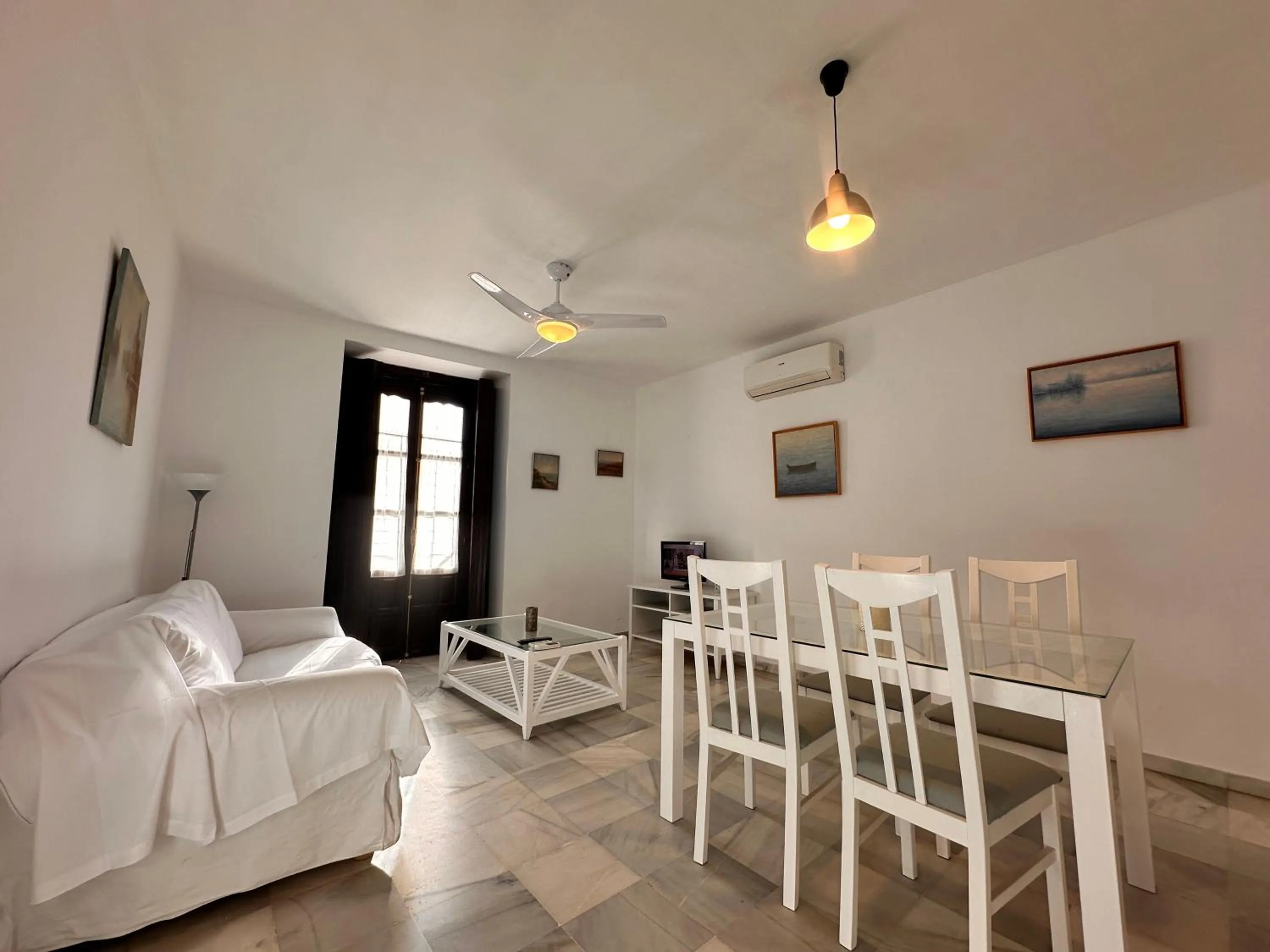 Bed in Apartamentos Larga 70