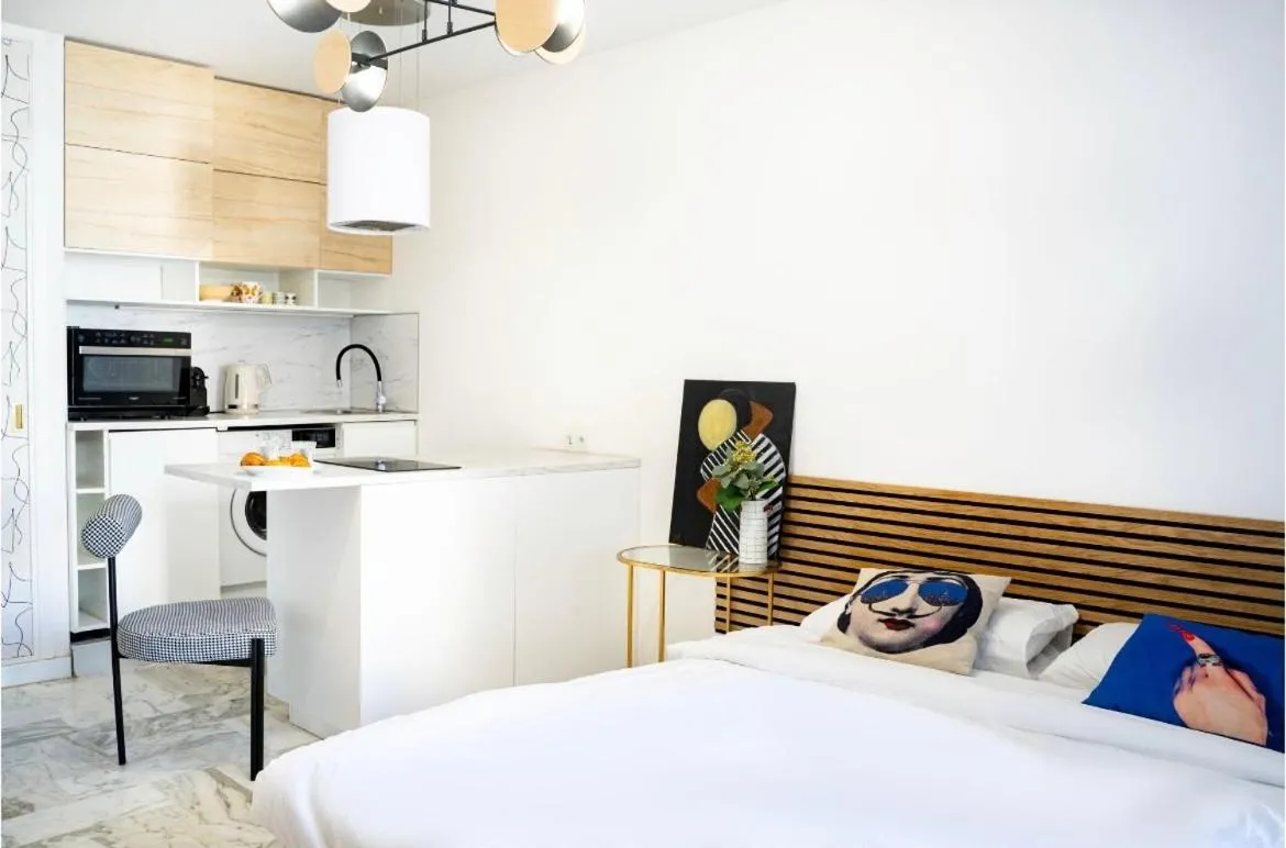 Majestic Apartment