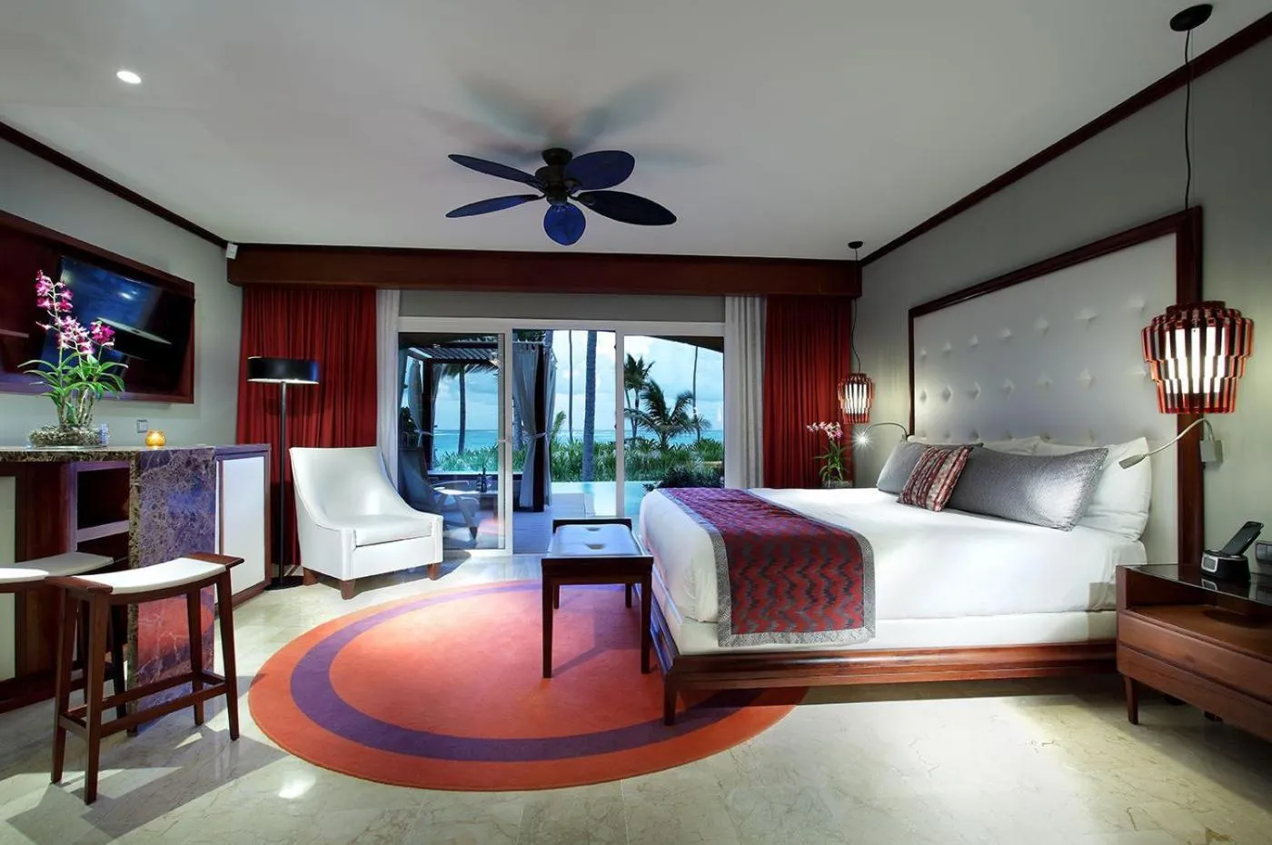 Bedroom, Bed in Grand Palladium Bavaro Suites Resort & Spa - All Inclusive