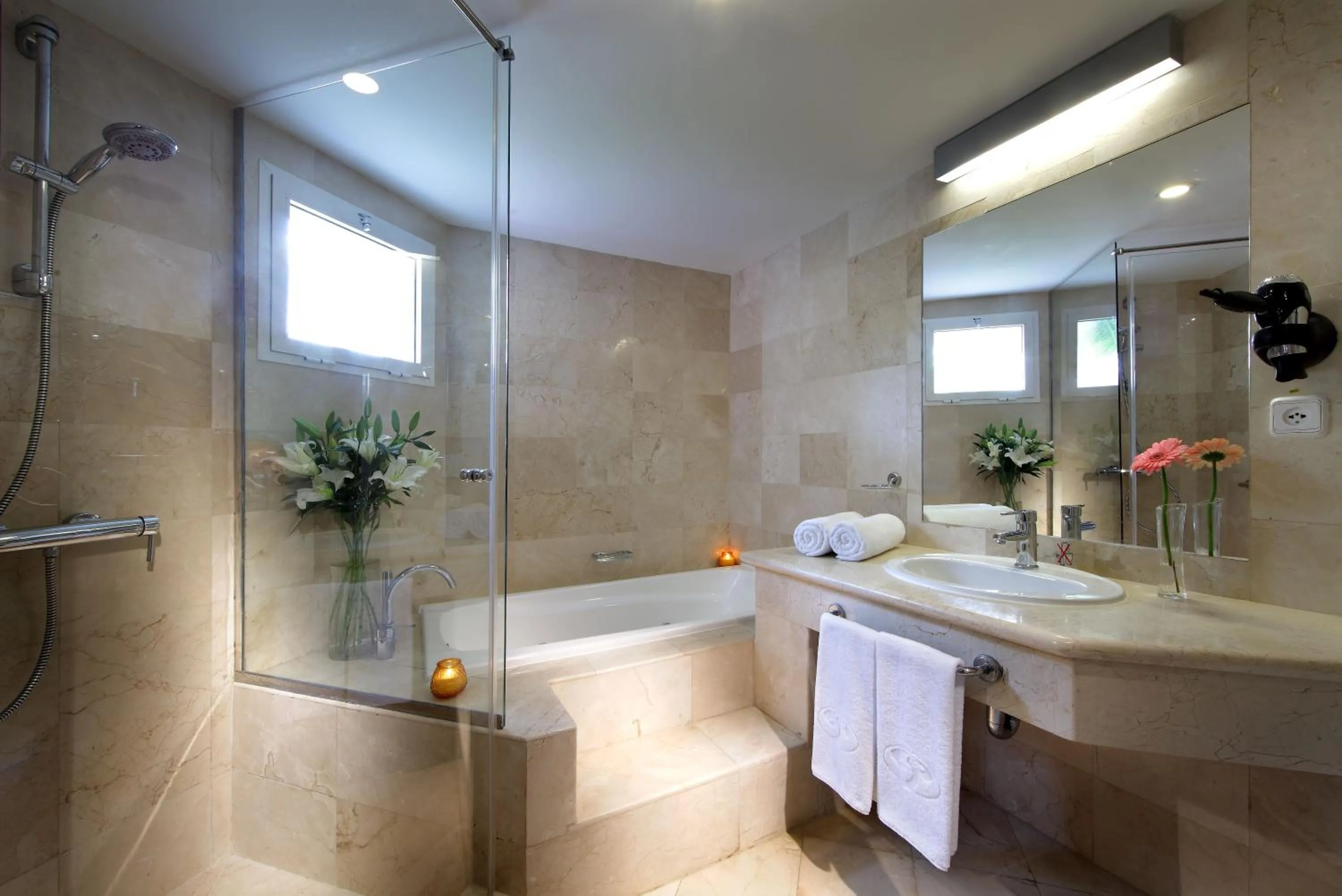 Bathroom in Grand Palladium Bavaro Suites Resort & Spa - All Inclusive