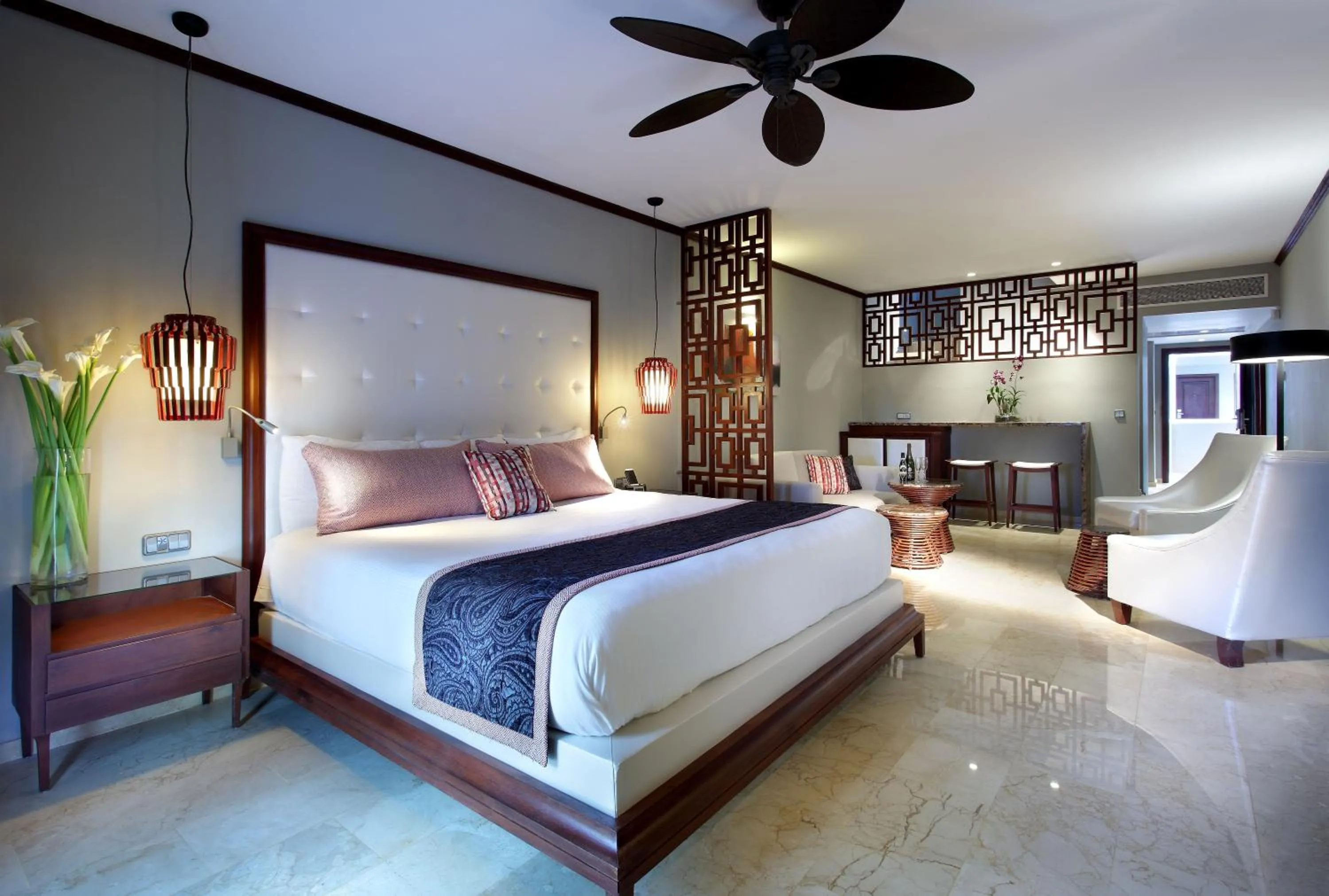 Bedroom, Bed in Grand Palladium Bavaro Suites Resort & Spa - All Inclusive