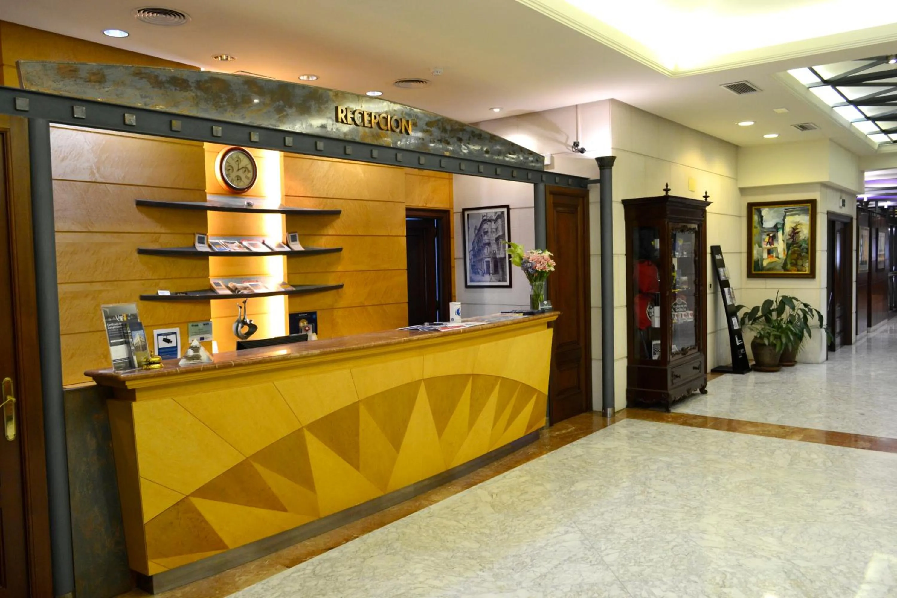 Lobby or reception in Hotel Alda El Suizo