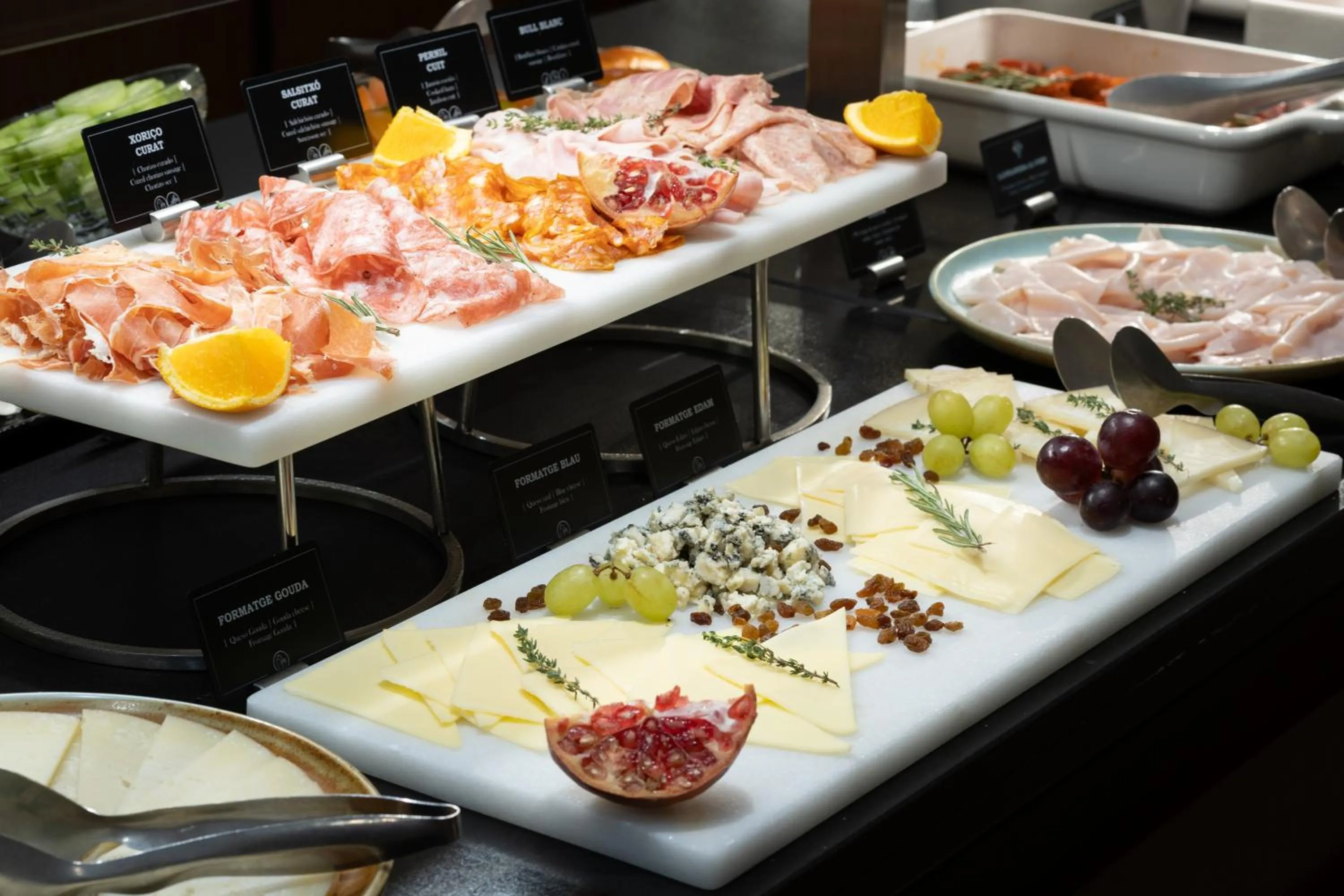 Buffet breakfast in Barcelona Hotel Colonial