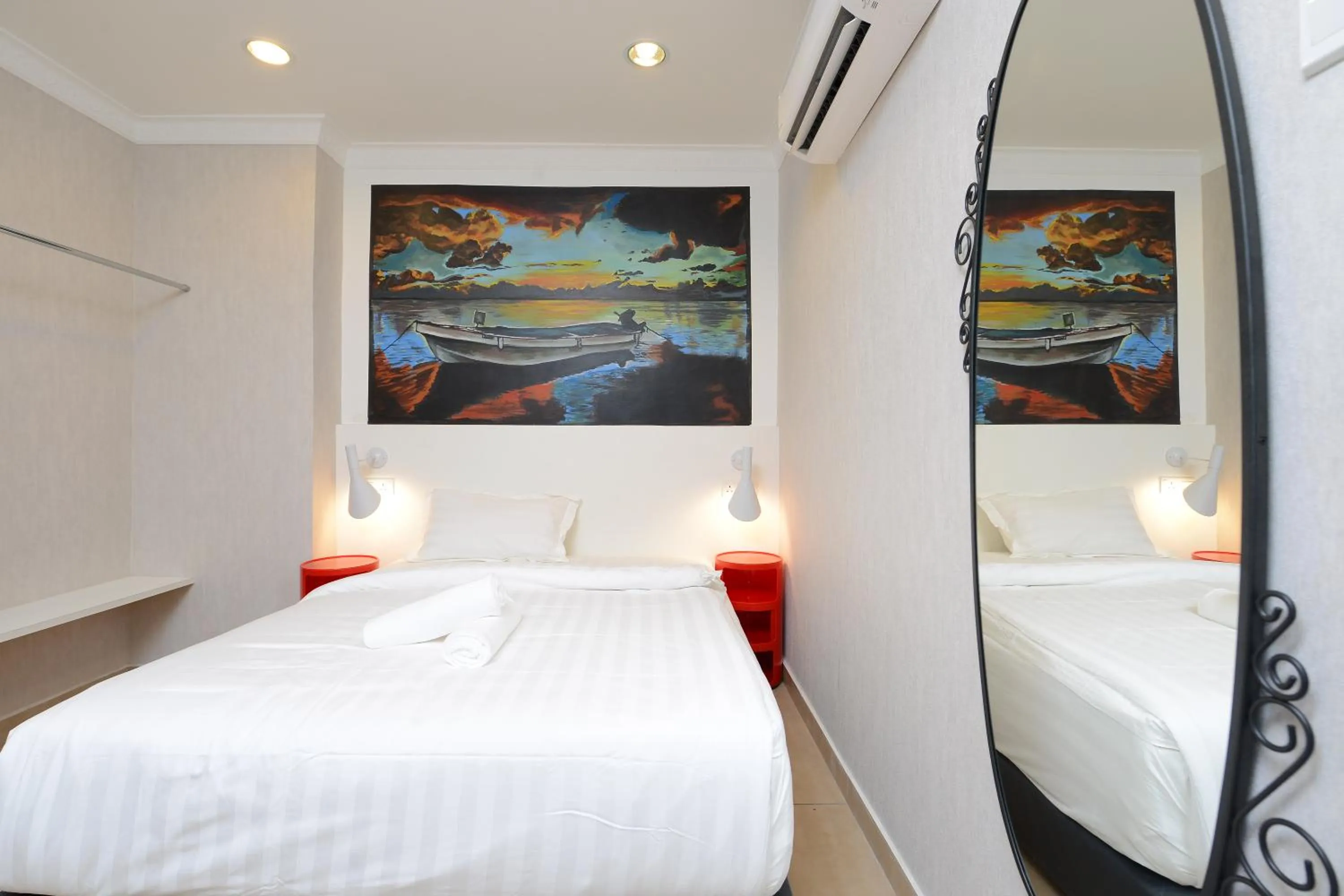 Photo of the whole room in Hotel de Art @ i-City