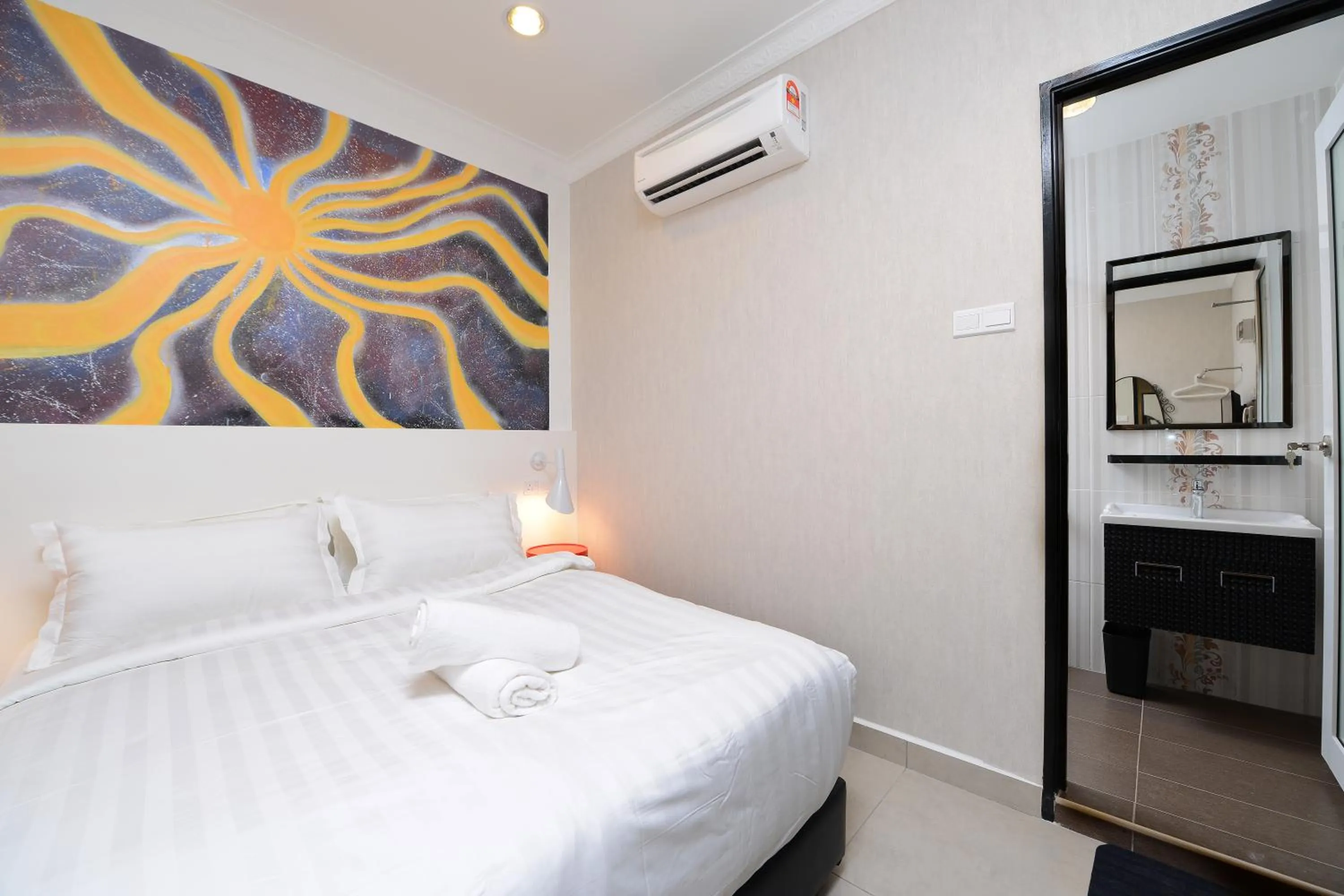 Photo of the whole room in Hotel de Art @ i-City