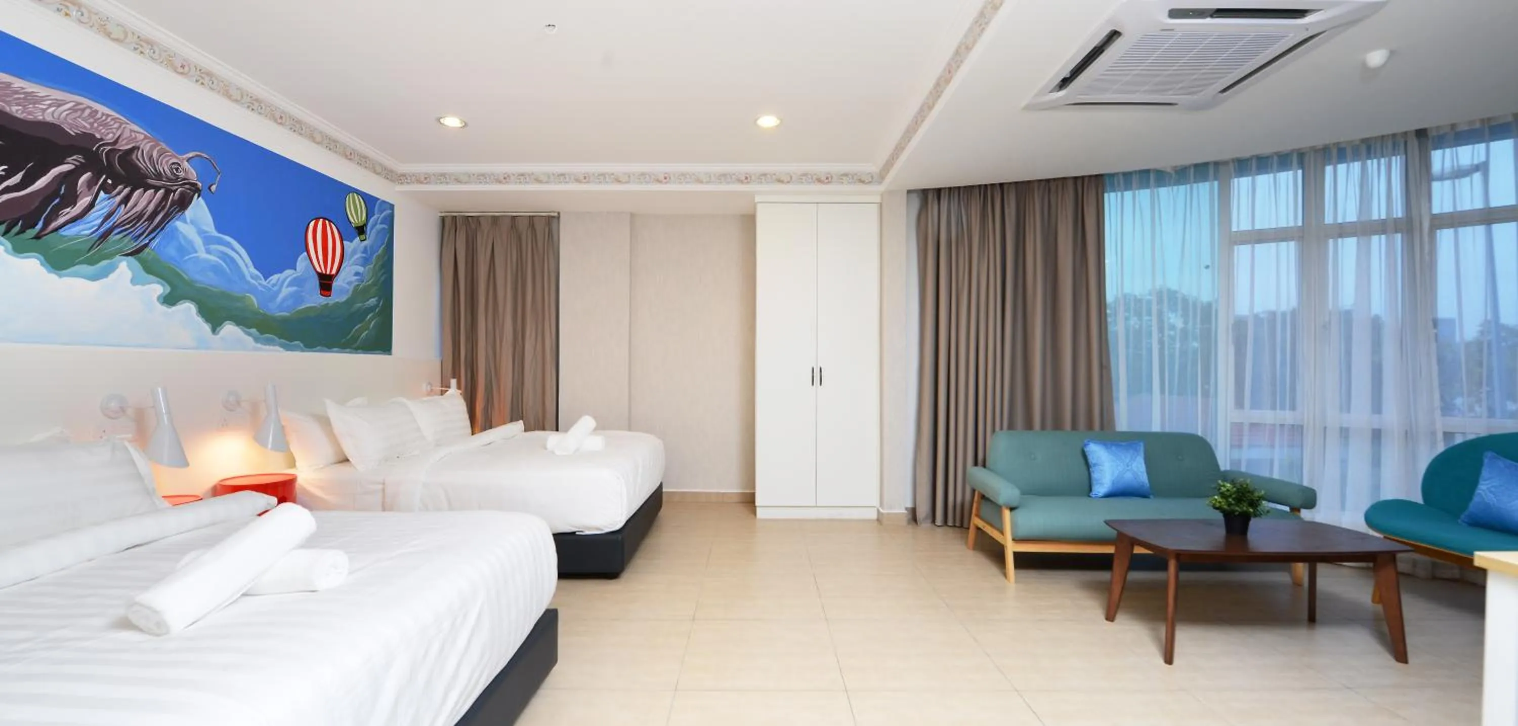 Photo of the whole room, Room Photo in Hotel de Art @ i-City