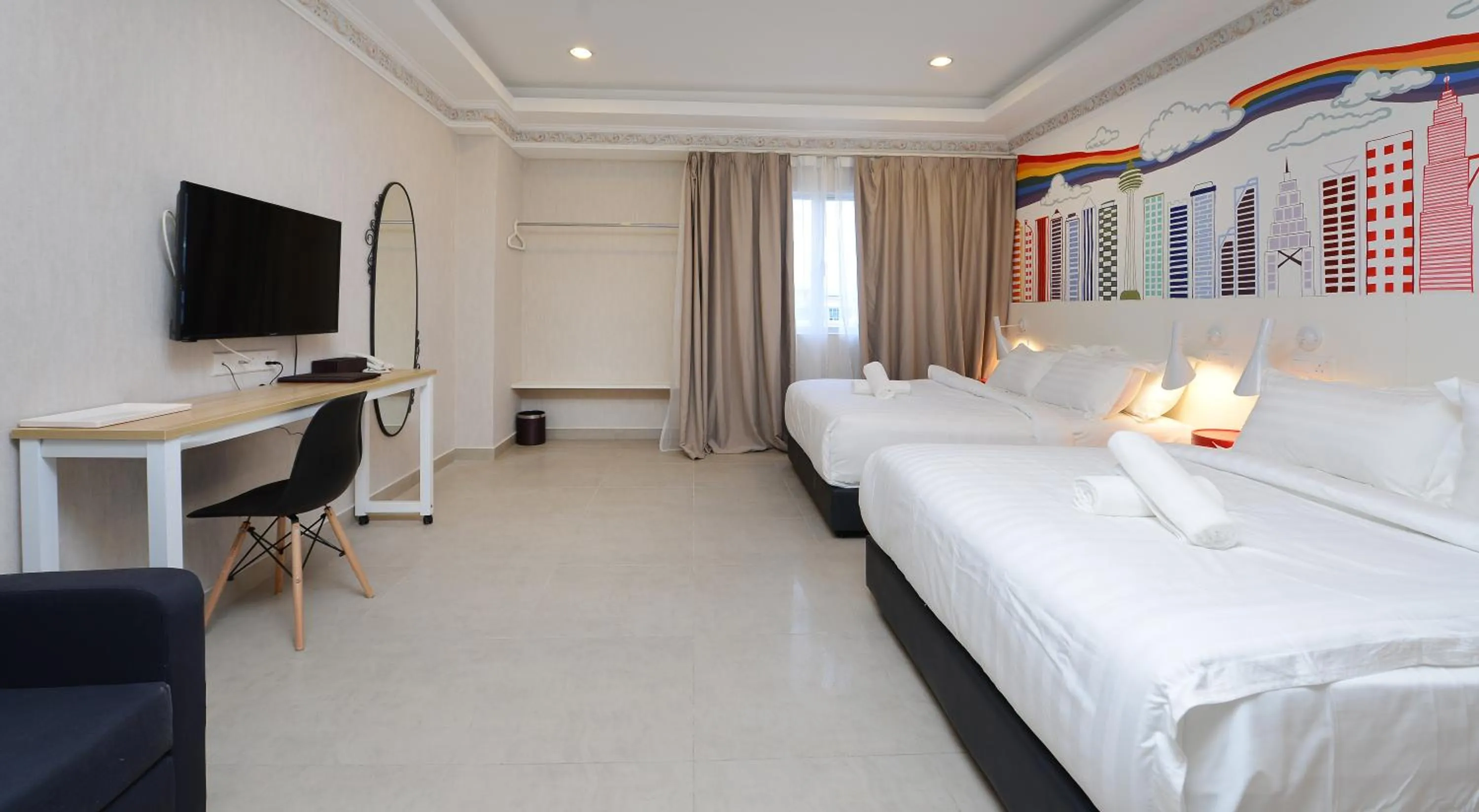 Day, TV/Entertainment Center in Hotel de Art @ i-City