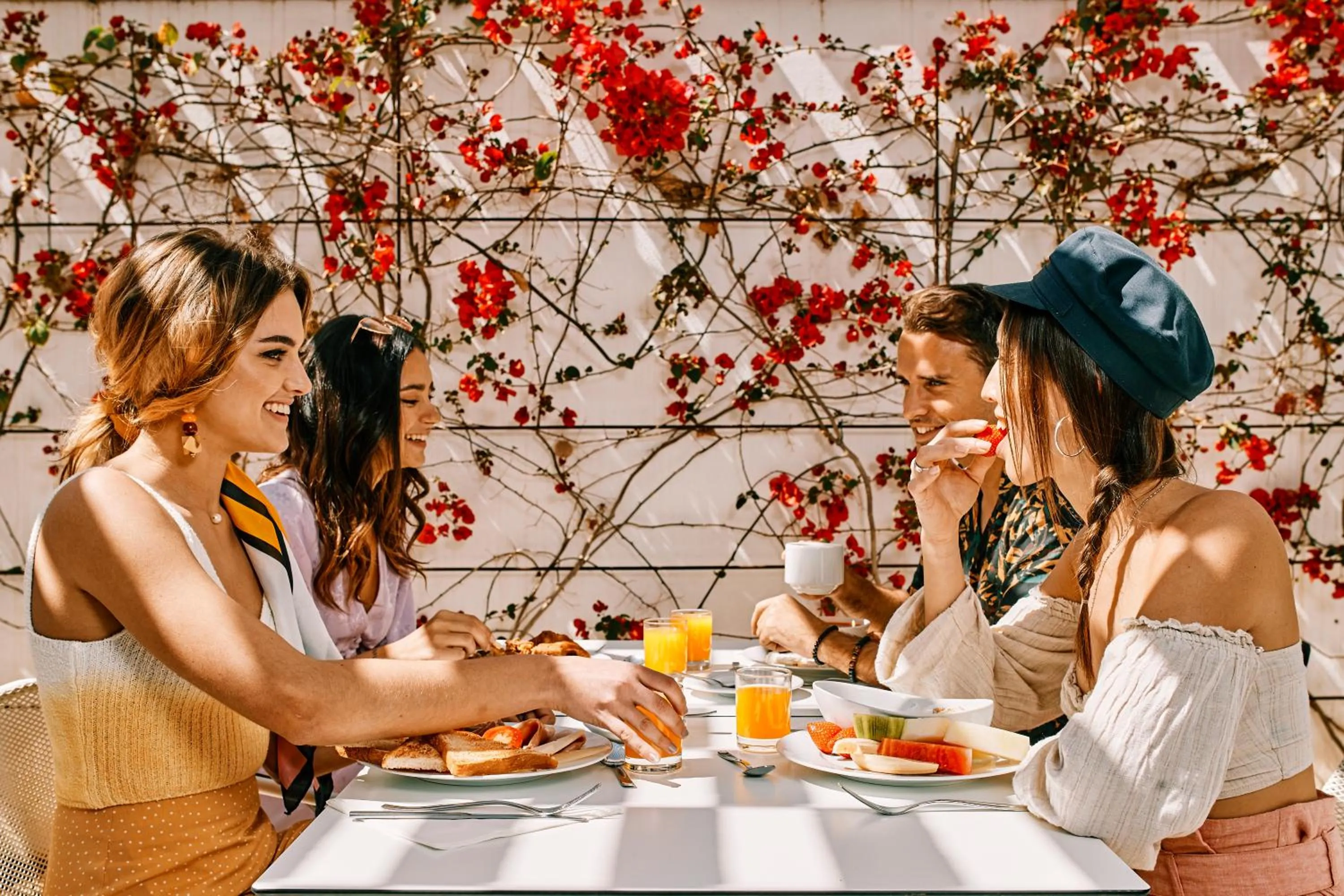 Restaurant/places to eat in Ebano Hotel Apartments & Spa