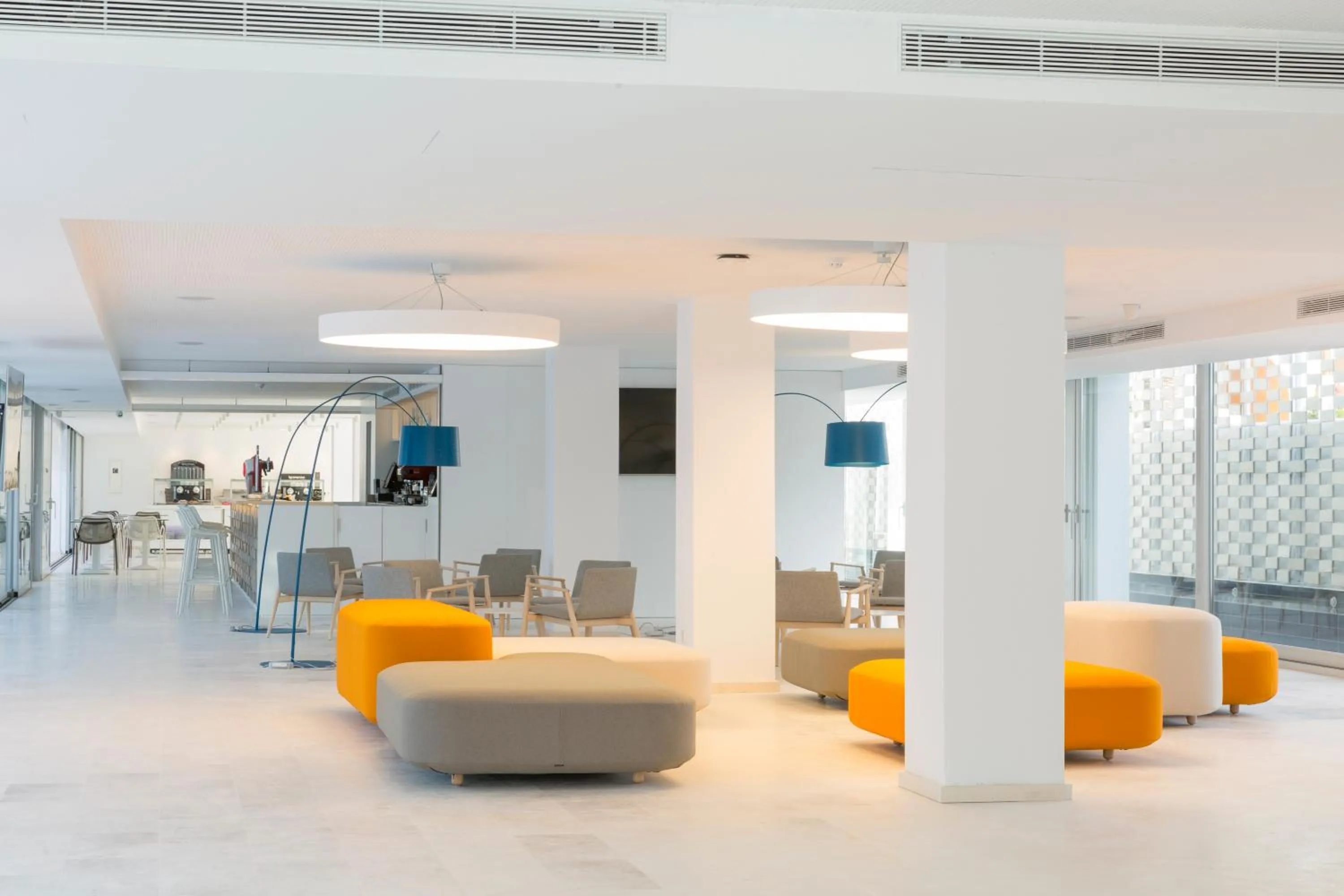 Communal lounge/ TV room in Ebano Hotel Apartments & Spa