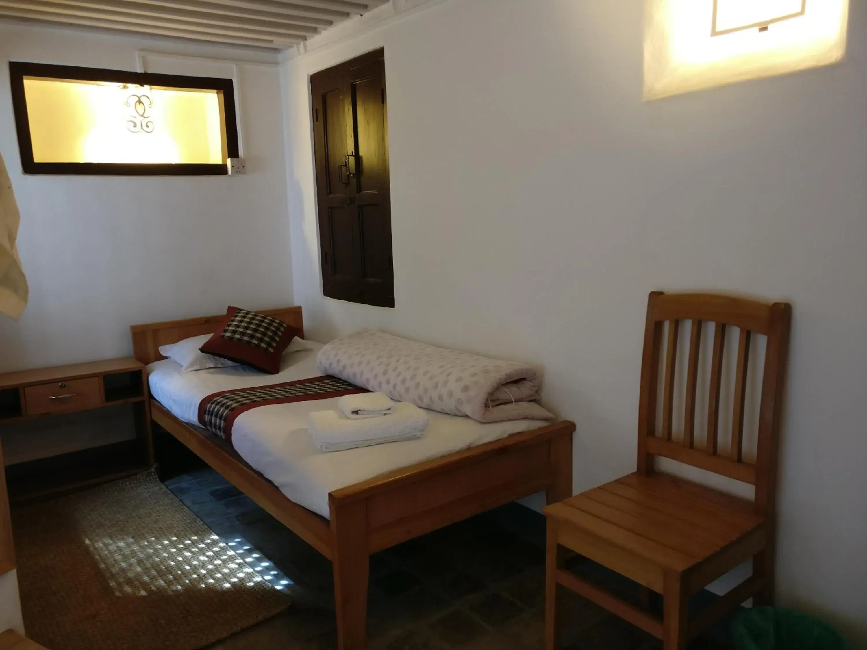 Twin Room with Shared Bathroom - single occupancy in Hiranya Guest House Twin Room with Shared Bathroom - single occupancy in Hiranya Guest House