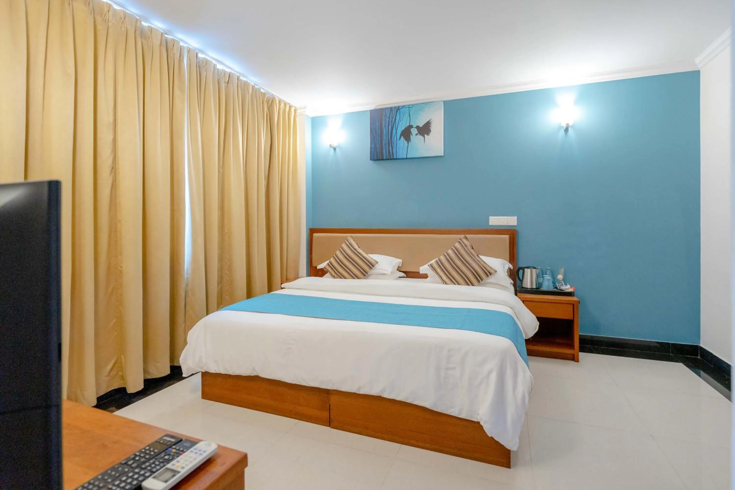 Bedroom, Bed in Noomoo Hulhumale