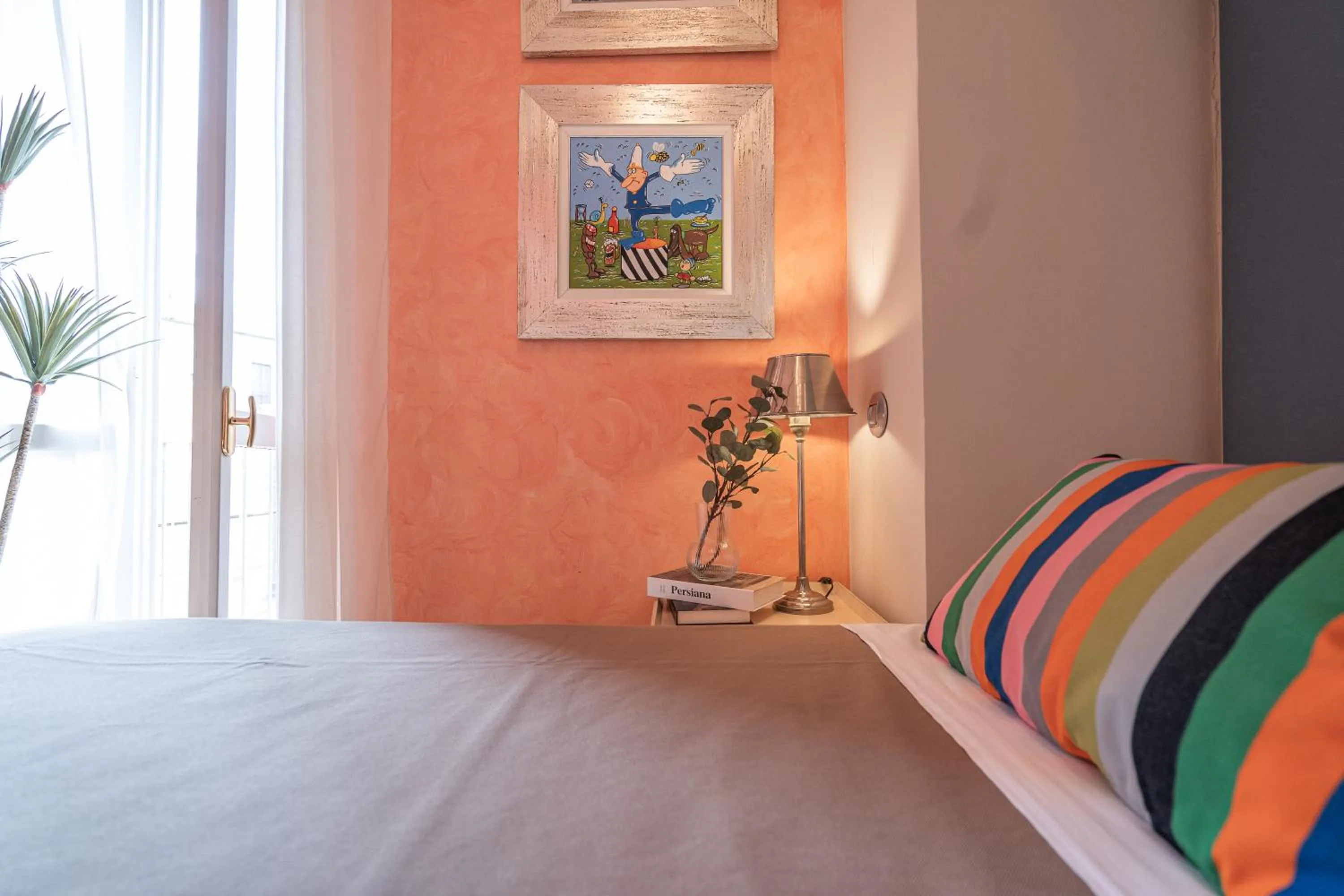 Photo of the whole room, Bed in La Lisca