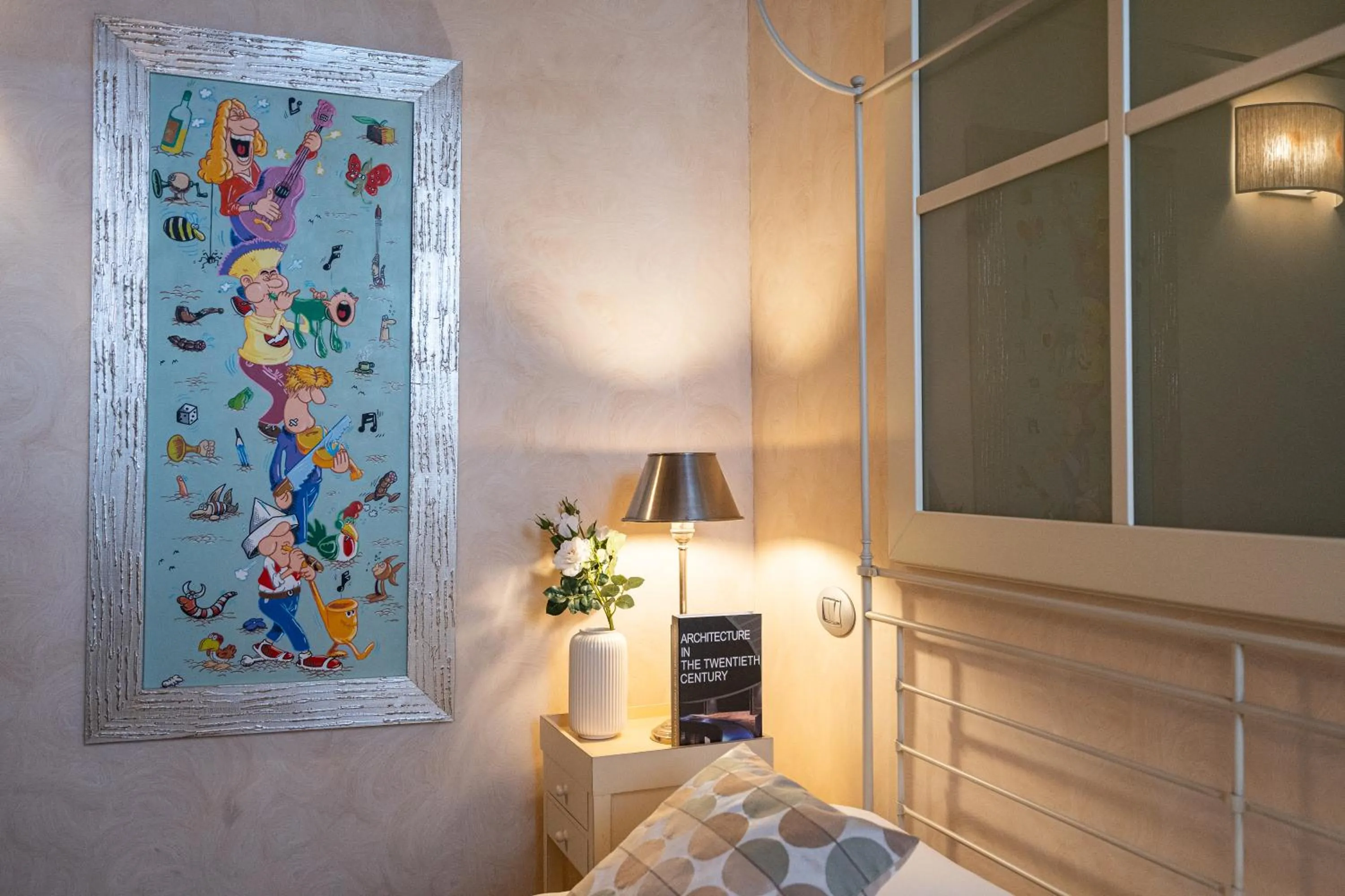 Decorative detail, Bed in La Lisca